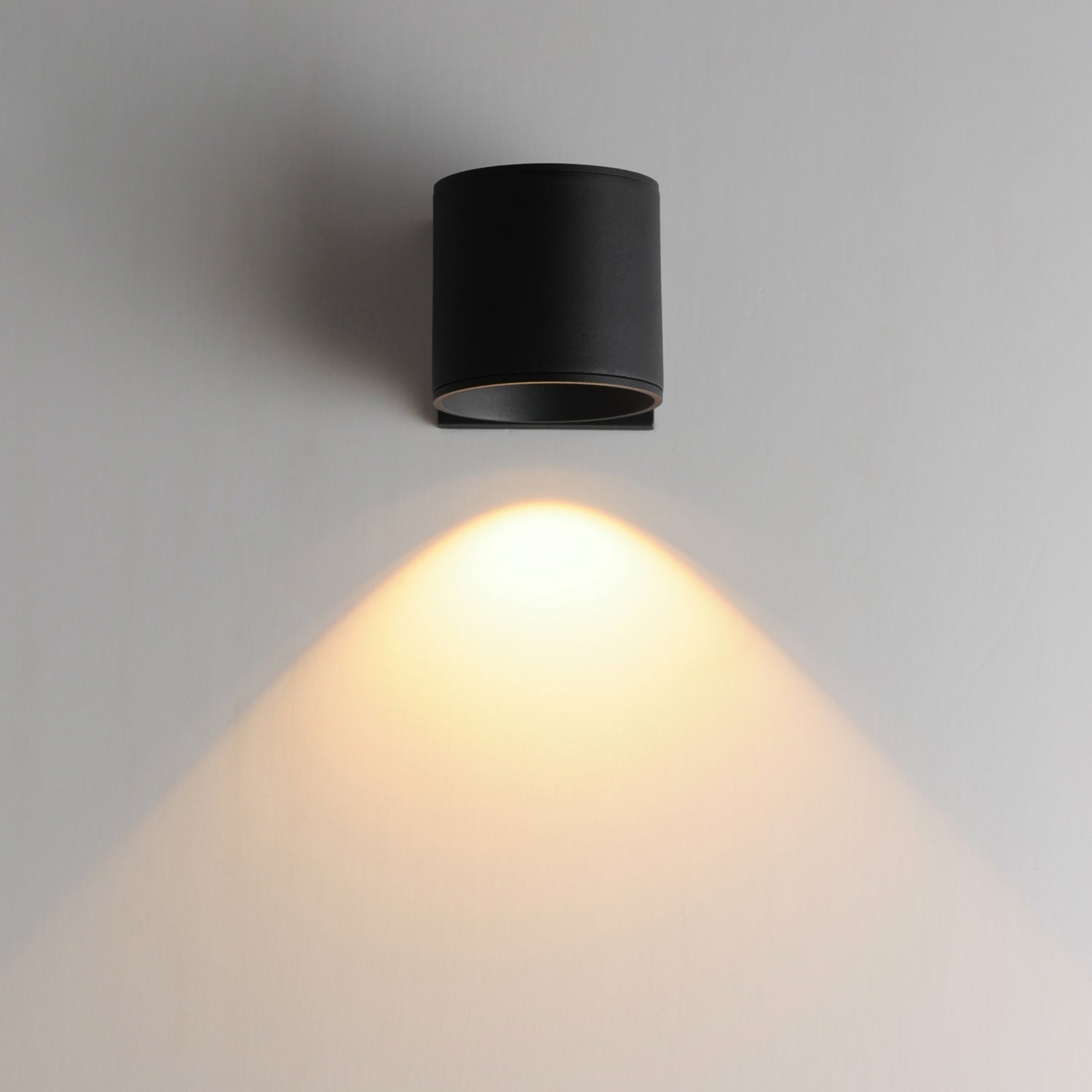 MAXIM, STOUT-WALL SCONCE, OUTDOOR WALL LIGHTS