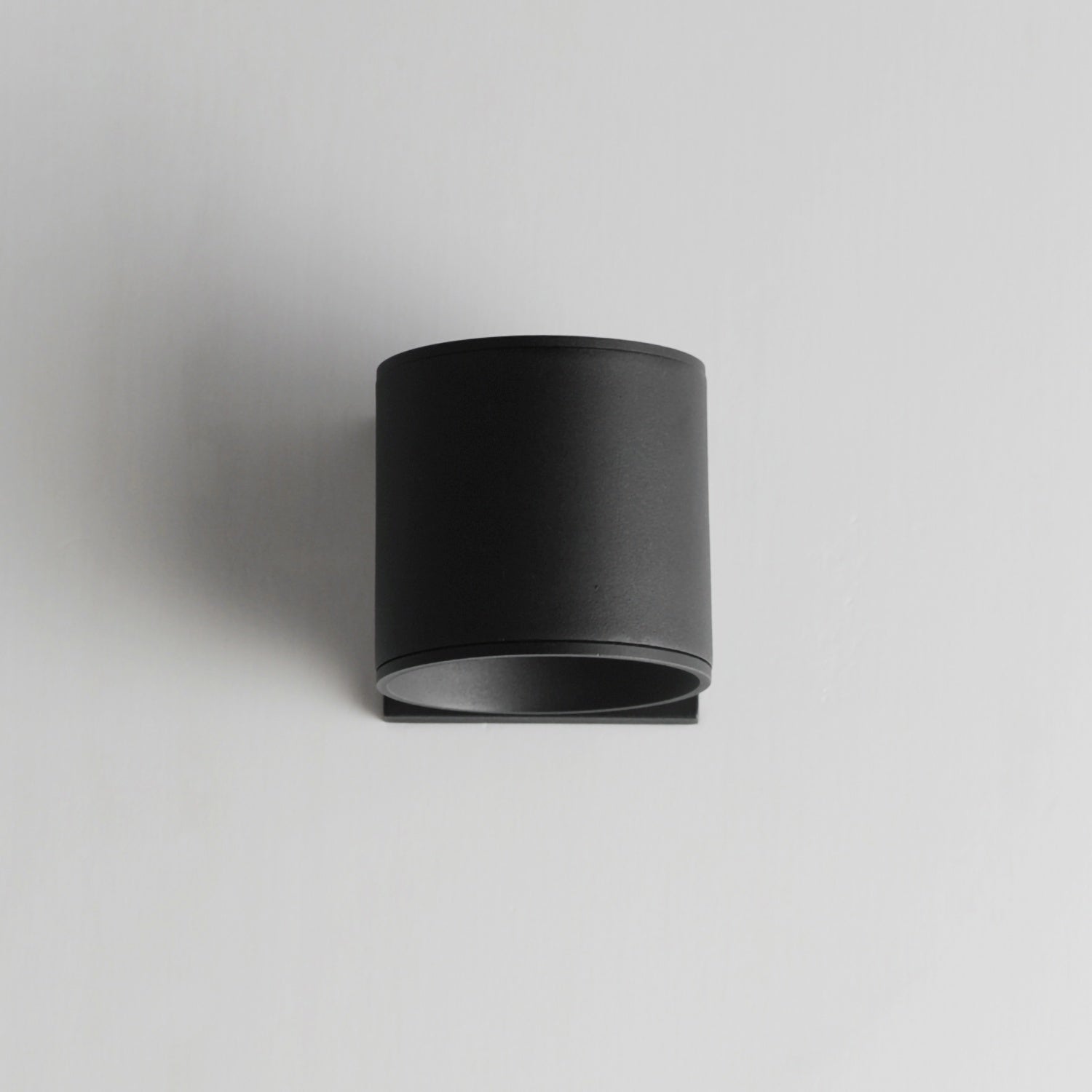 MAXIM, STOUT-WALL SCONCE, OUTDOOR WALL LIGHTS