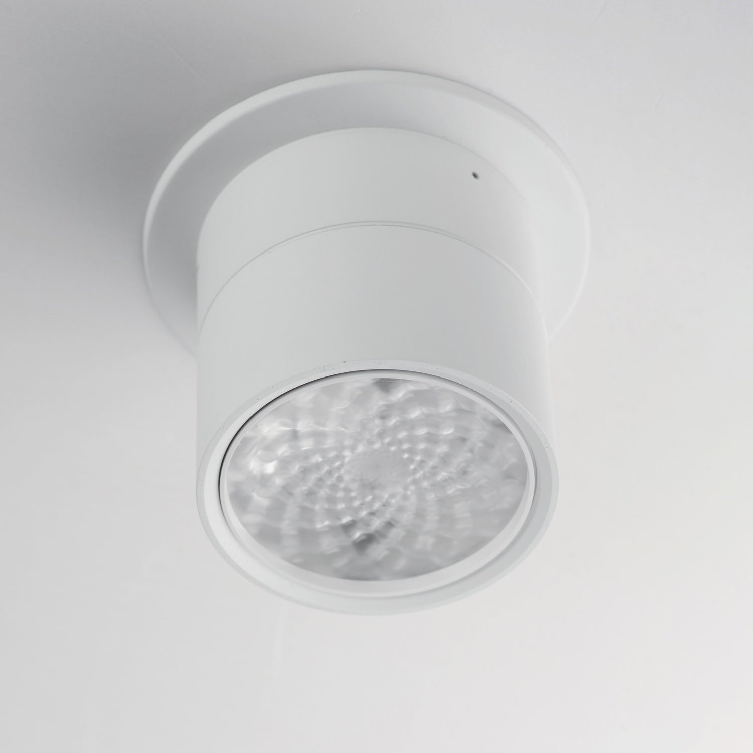 MAXIM, SWINGER-UTILITY ITEMS, FLUSH MOUNT CEILING LIGHTS
