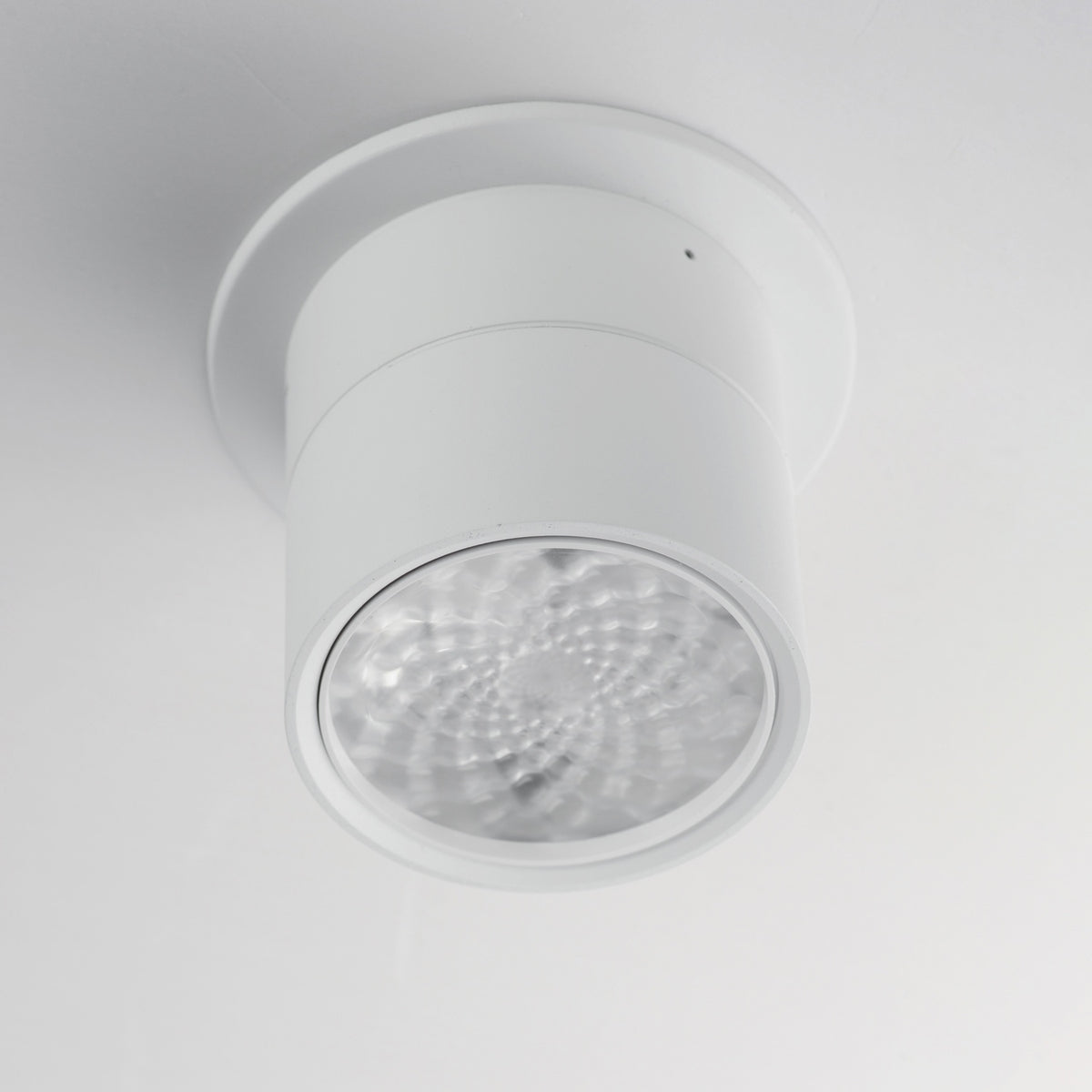 MAXIM, SWINGER-UTILITY ITEMS, FLUSH MOUNT CEILING LIGHTS