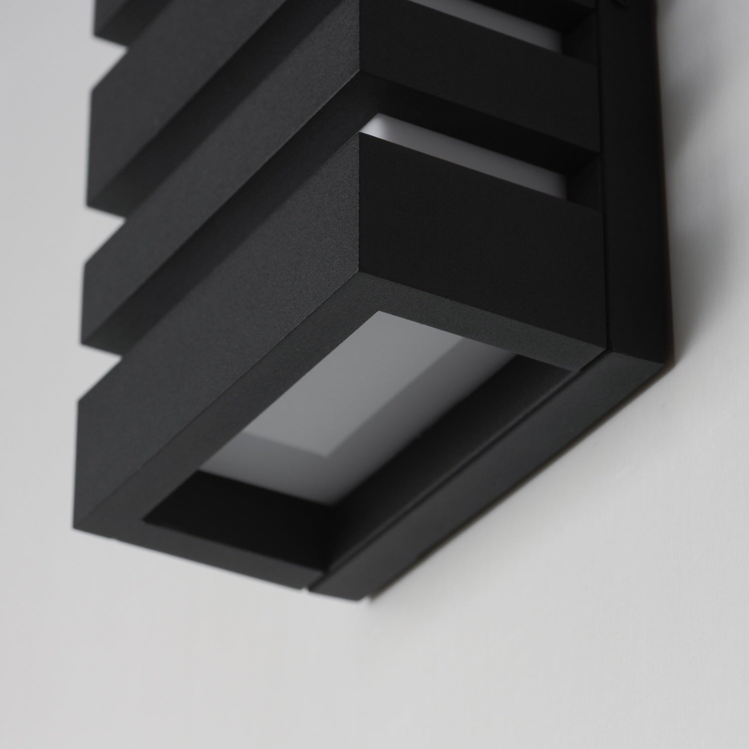 MAXIM, KEYES-OUTDOOR WALL MOUNT, OUTDOOR WALL LIGHTS