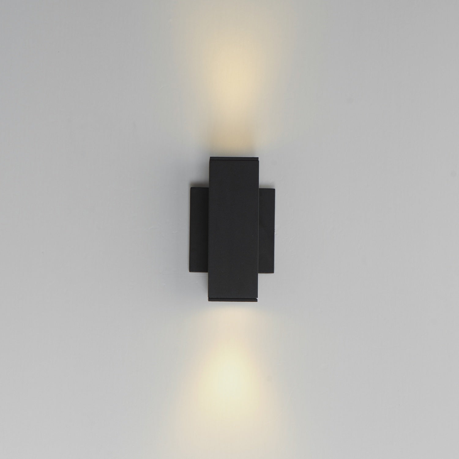 MAXIM, CULVERT-OUTDOOR WALL MOUNT, OUTDOOR WALL LIGHTS
