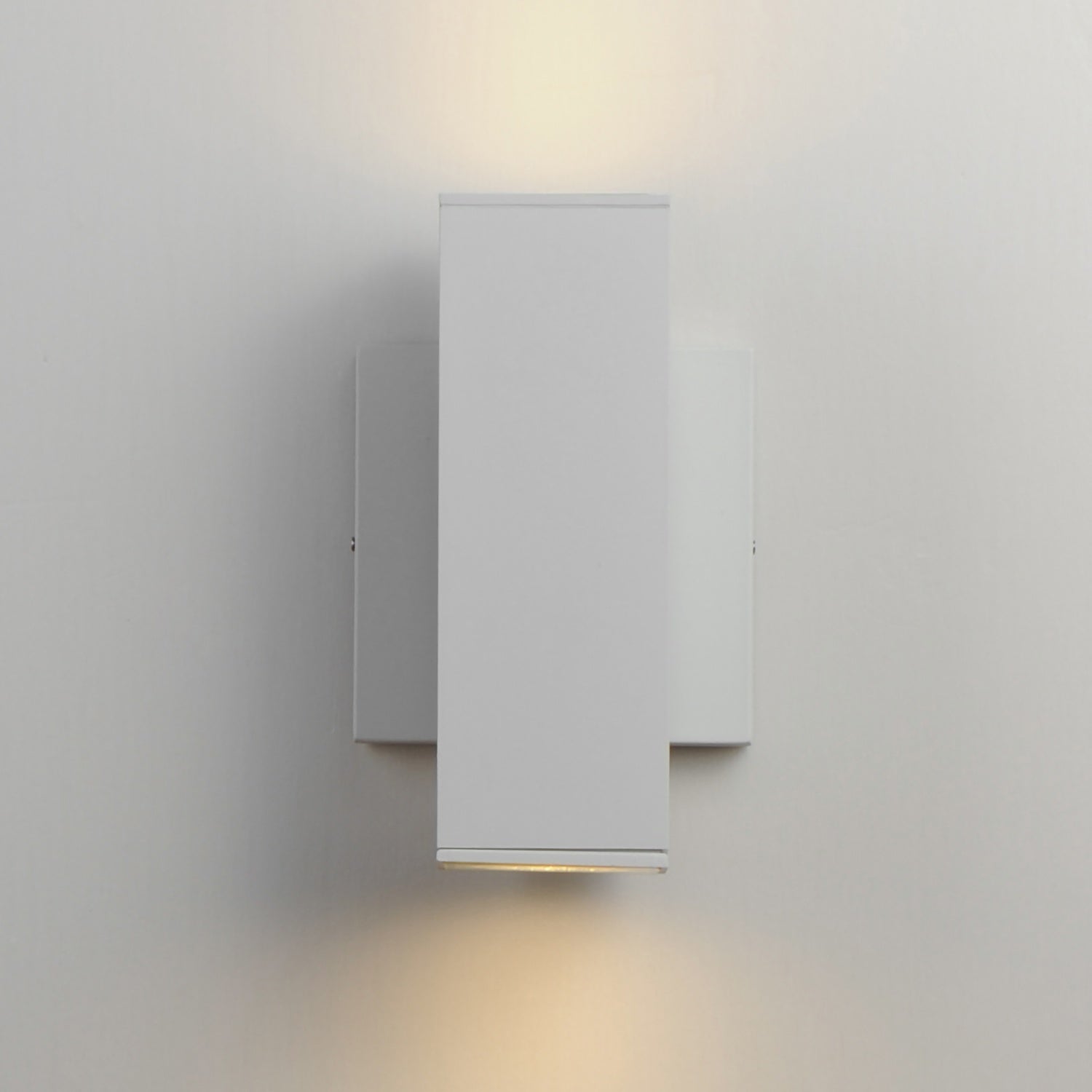 MAXIM, CULVERT-OUTDOOR WALL MOUNT, OUTDOOR WALL LIGHTS
