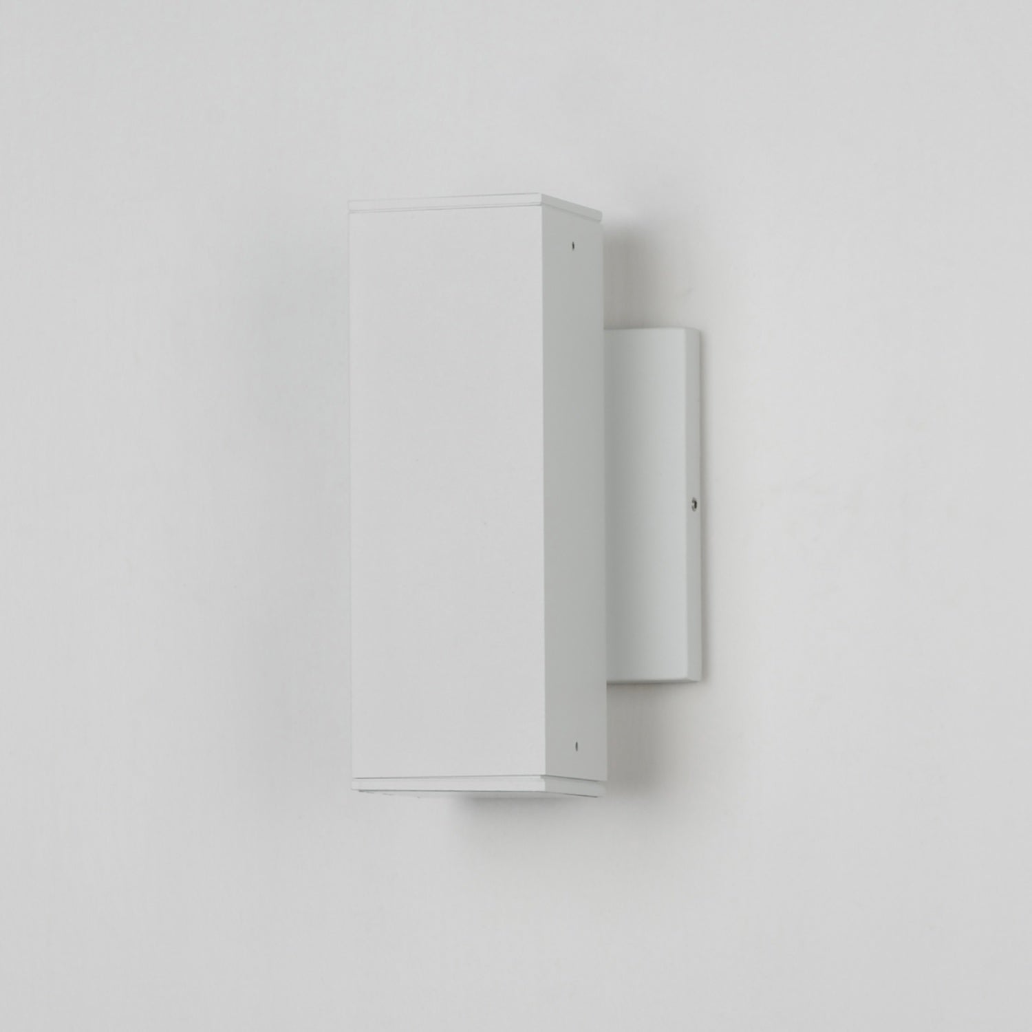 MAXIM, CULVERT-OUTDOOR WALL MOUNT, OUTDOOR WALL LIGHTS