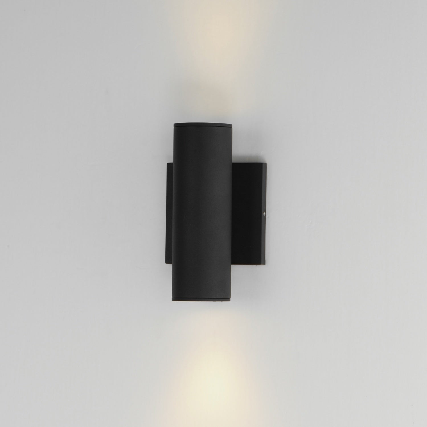 MAXIM, CALIBRO-OUTDOOR WALL MOUNT, OUTDOOR WALL LIGHTS