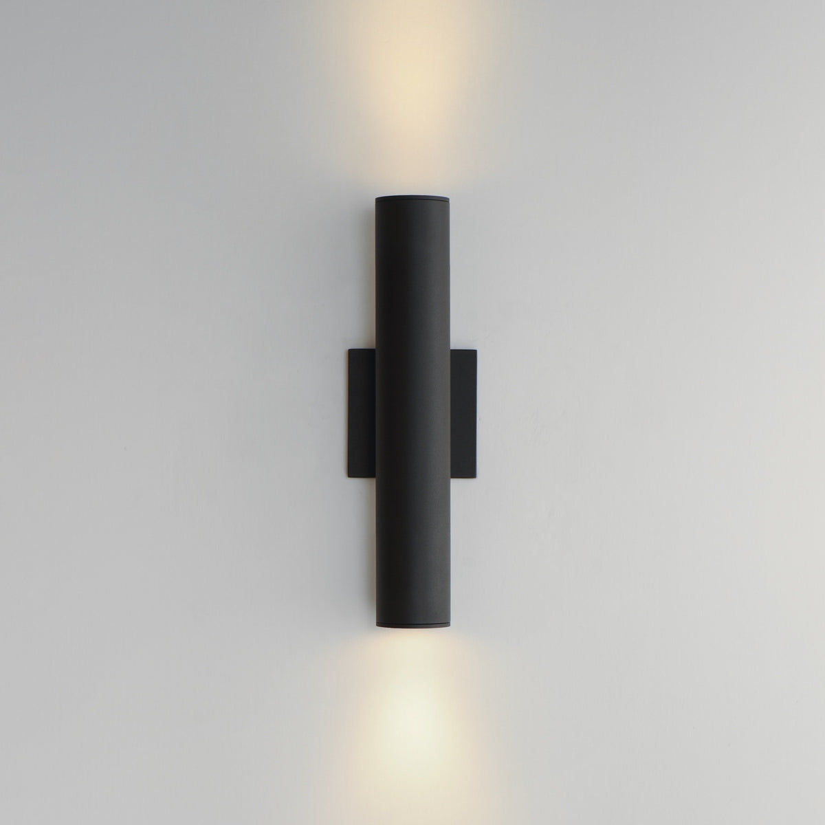 MAXIM, CALIBRO-OUTDOOR WALL MOUNT, OUTDOOR WALL LIGHTS