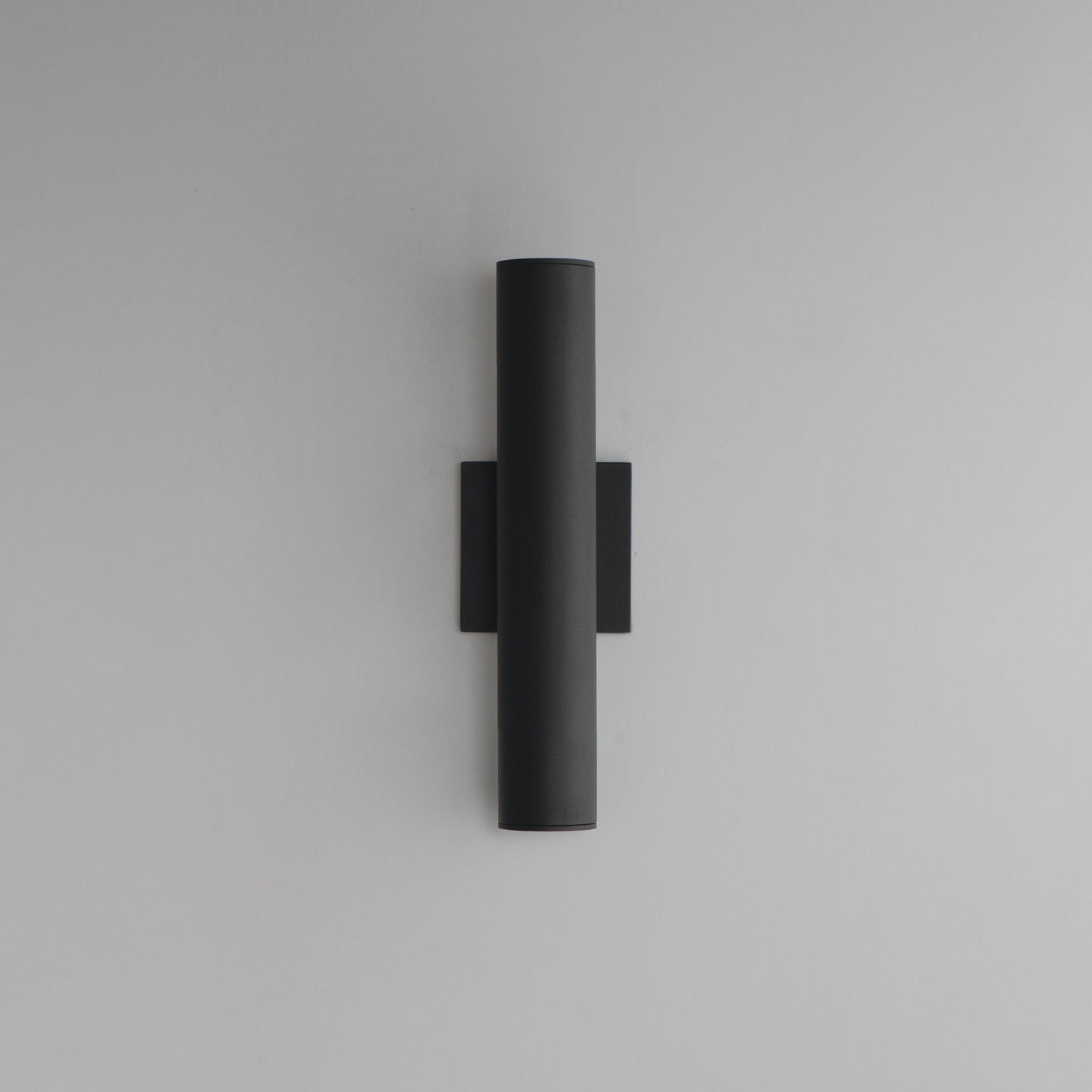 MAXIM, CALIBRO-OUTDOOR WALL MOUNT, OUTDOOR WALL LIGHTS