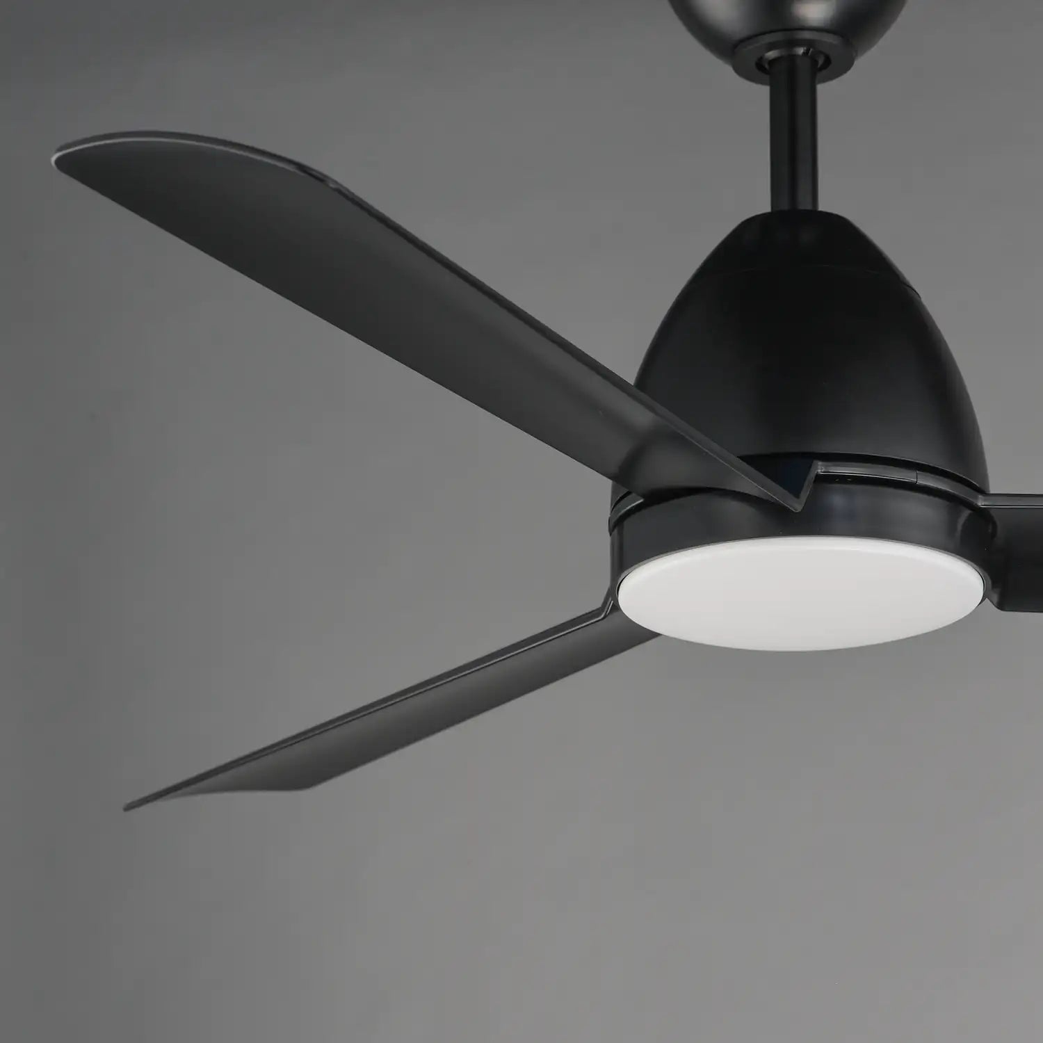 MAXIM Seaborne Marine Grade Fan w LED Light Kit - Fan Light Kits