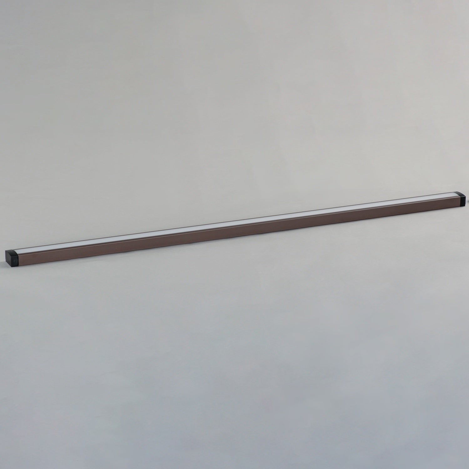 MAXIM CounterMax 120V Slim LED UC White Tunable - DO NOT SHOW ON WEBSITE