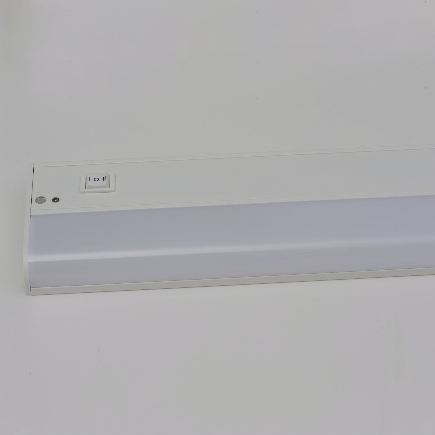 MAXIM COUNTERMAX MX-L-120-1K-UNDER CABINET - Cabinets & Bar