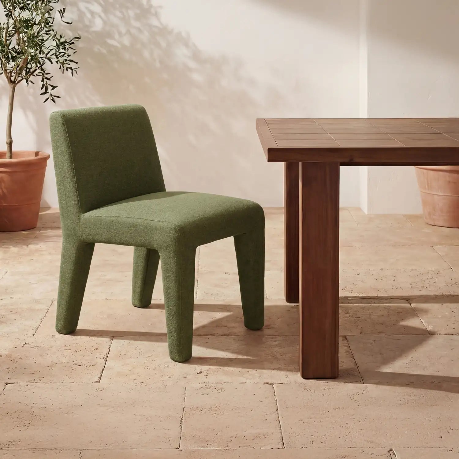 MOES VERONA OUTDOOR CHAIRS - Outdoor Seating
