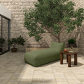 MOES, LIRIO CHAISES, LOUNGE