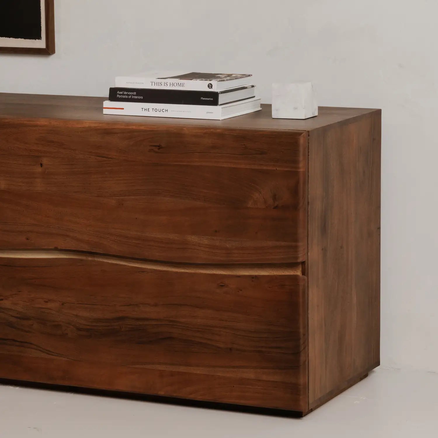 MOES, WATSON DRESSERS, DRESSERS