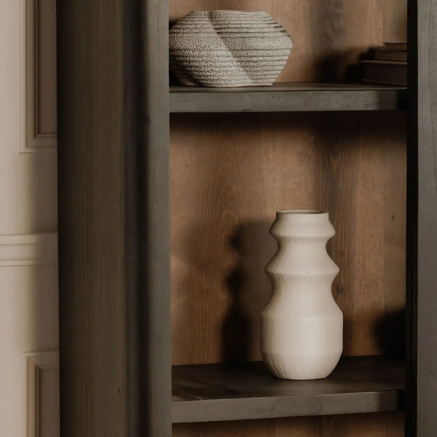 MOES MONA CABINETS - Cabinets & Bar