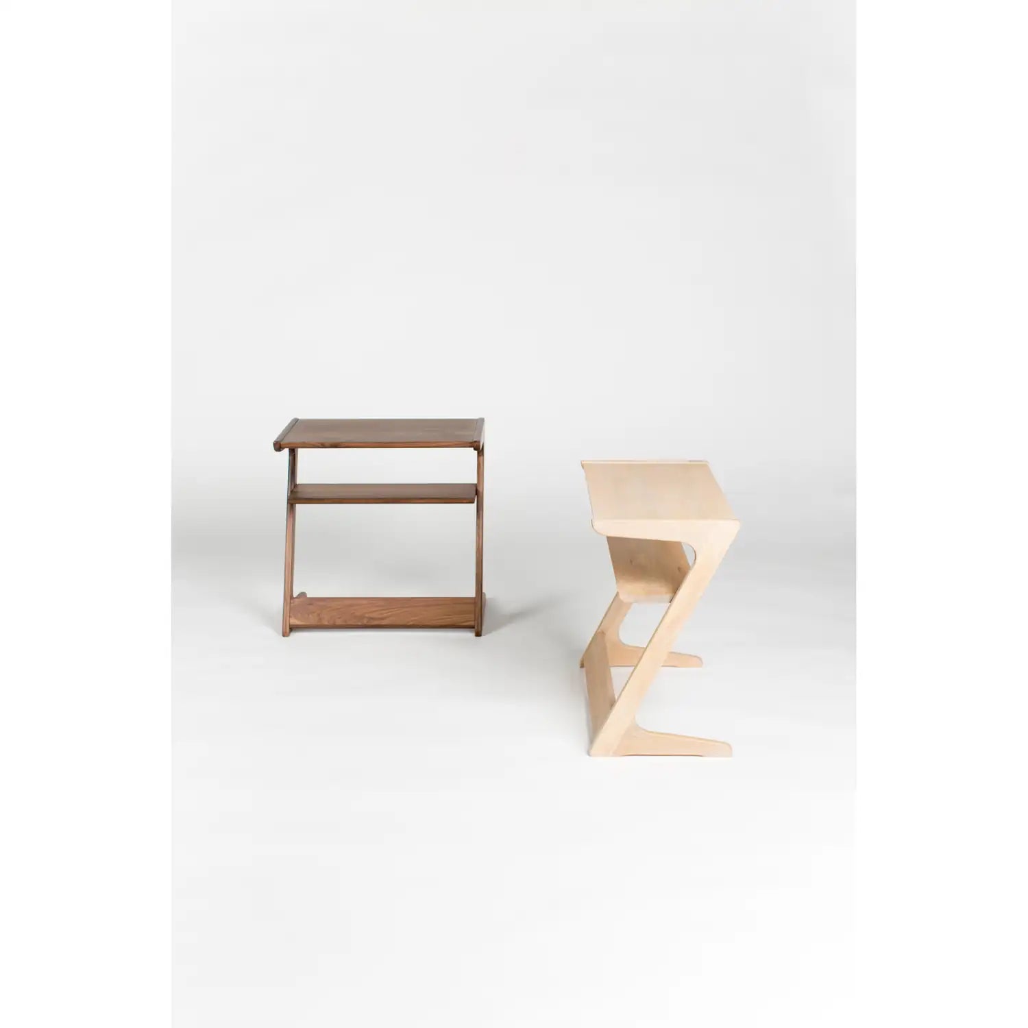 MOES SAKAI ACCENT TABLES - Side