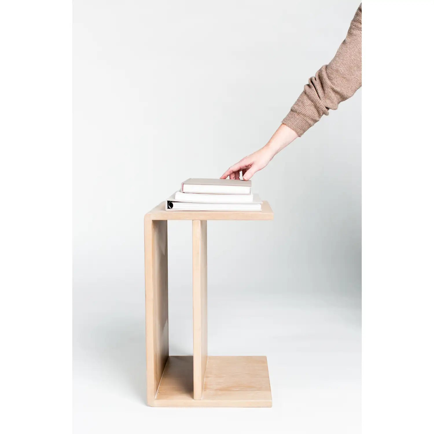 MOES HIROKI ACCENT TABLES - Side