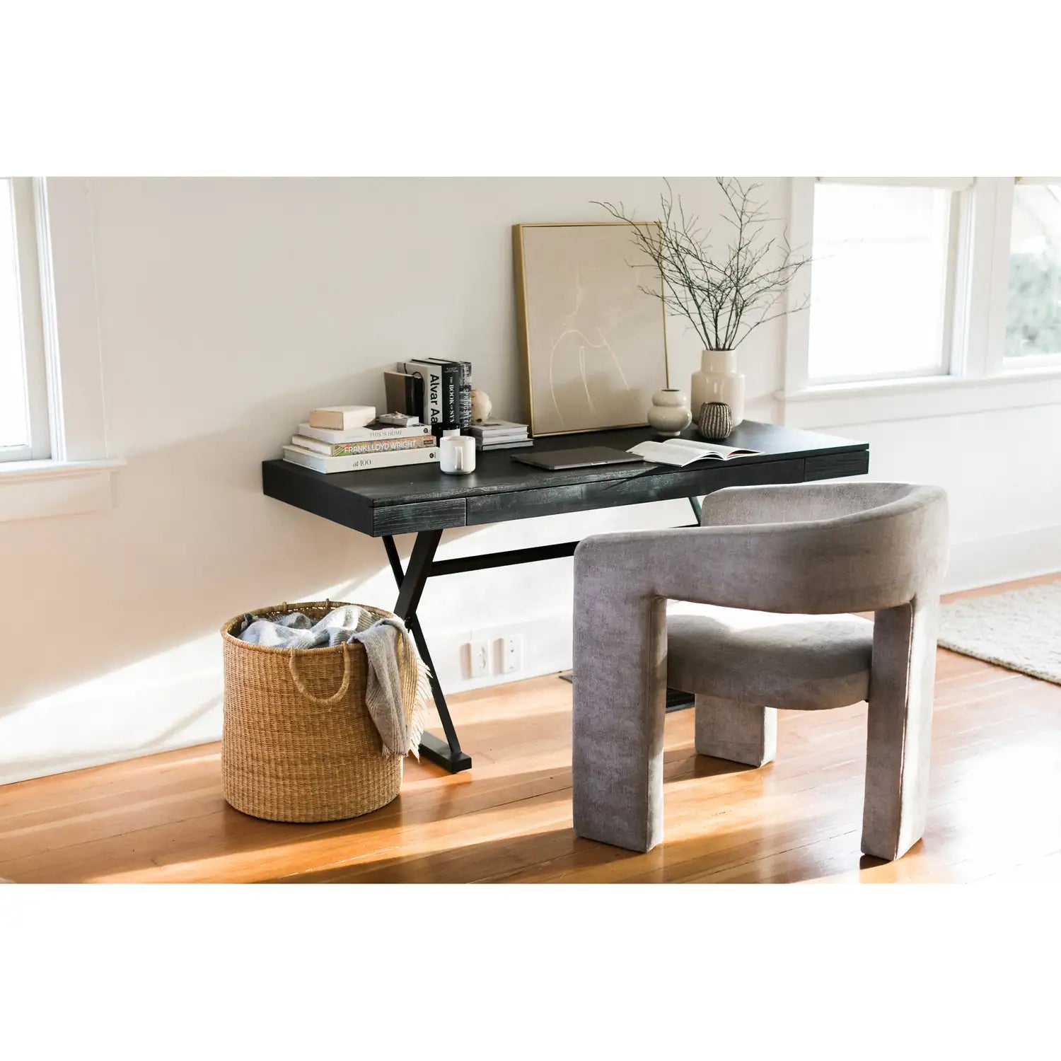 MOES PROFECTO DESKS - Desks