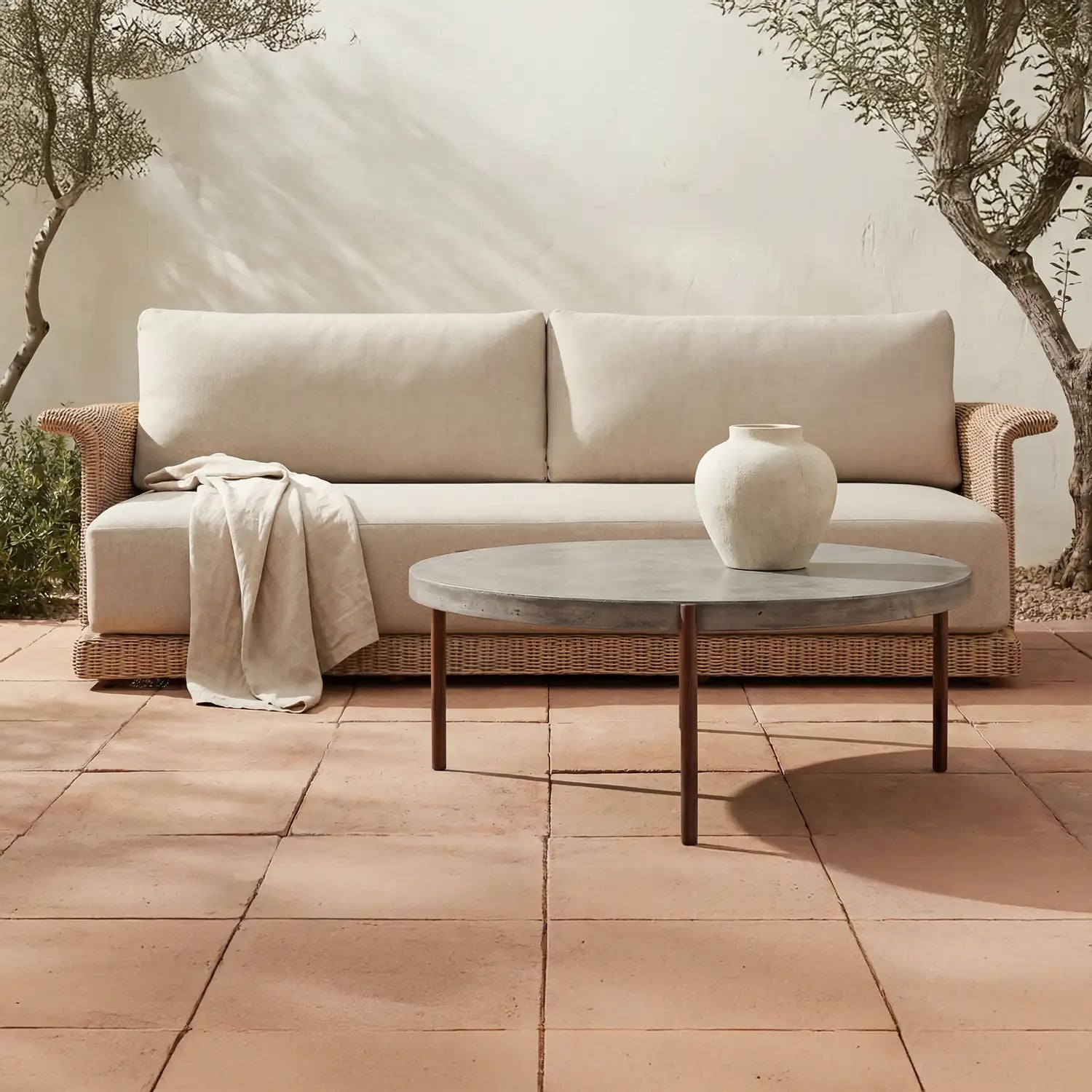 MOES MENDEZ OUTDOOR COFFEE TABLES - Outdoor Tables