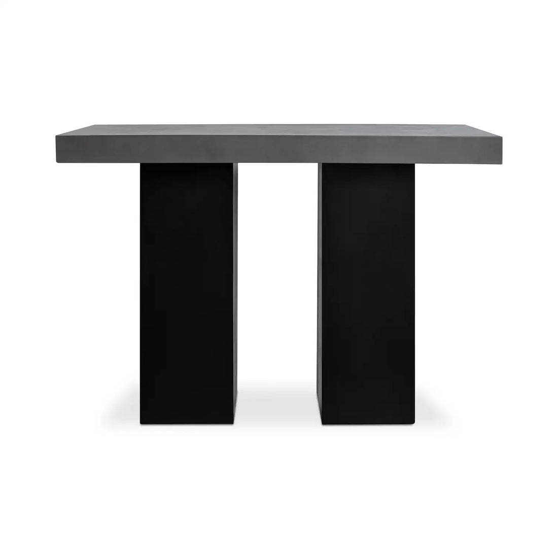 MOES LITHIC OUTDOOR CHAIRS - Outdoor Seating