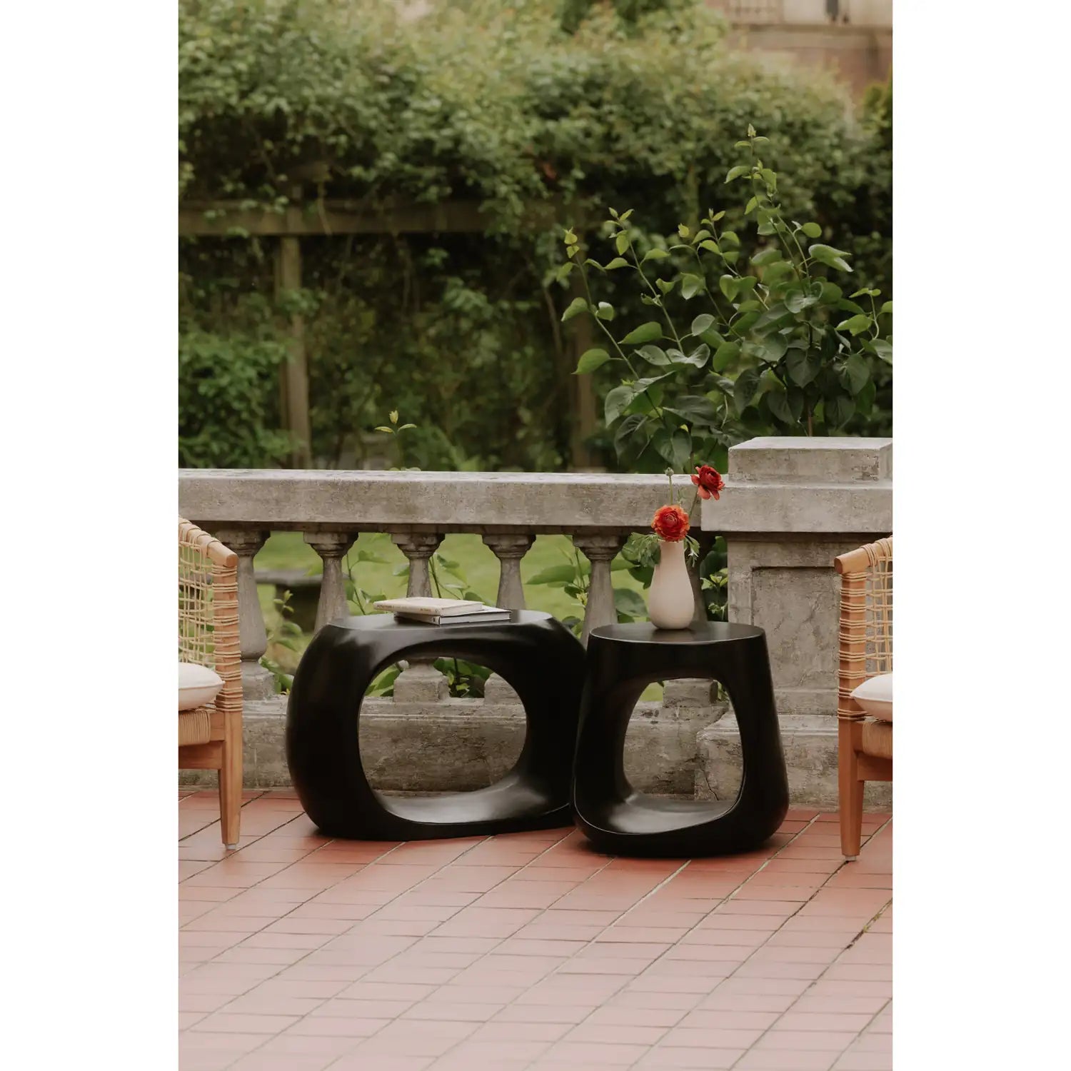 MOES ROTHKO OUTDOOR STOOLS - Outdoor Seating