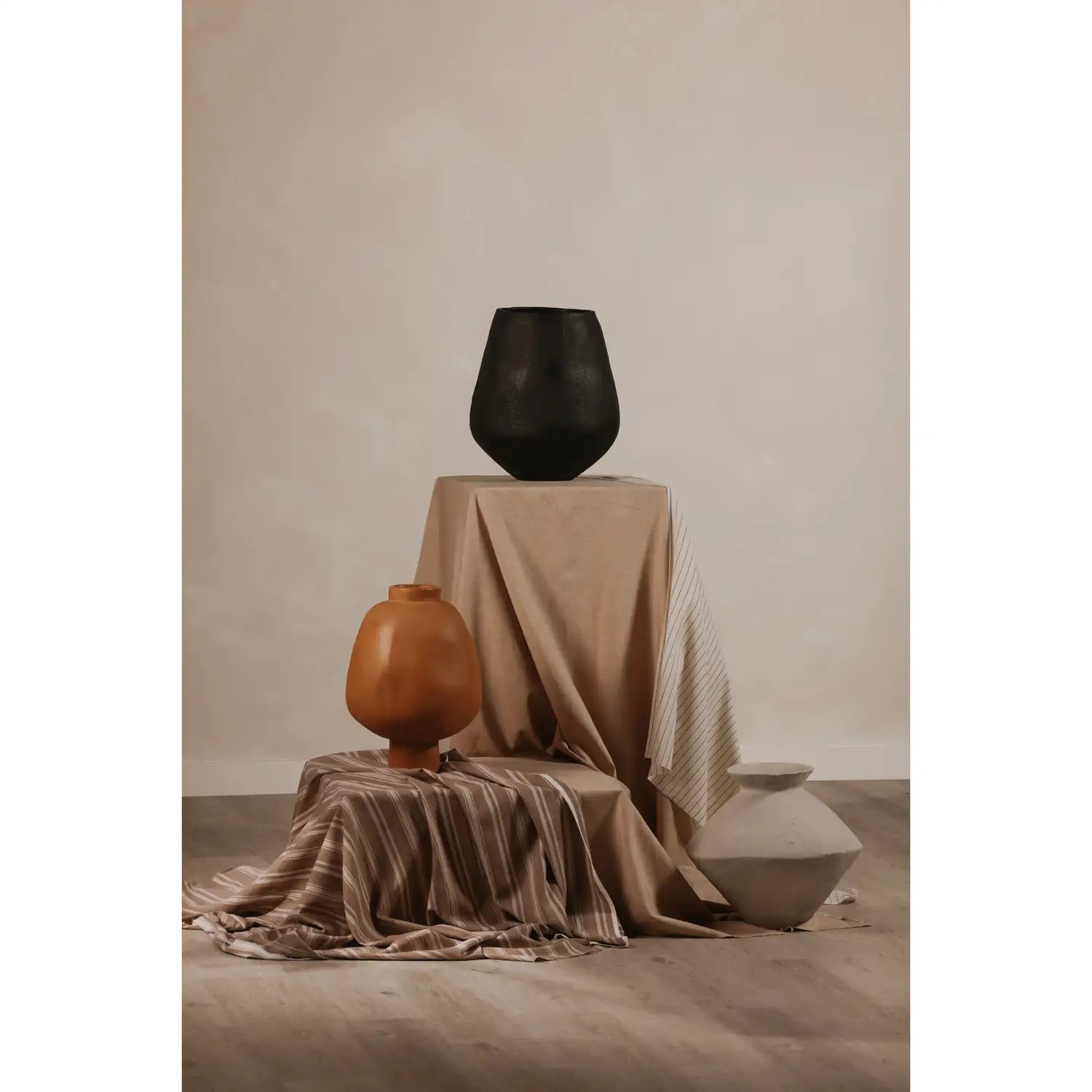 MOES RAJA VASES - Decorative Accents