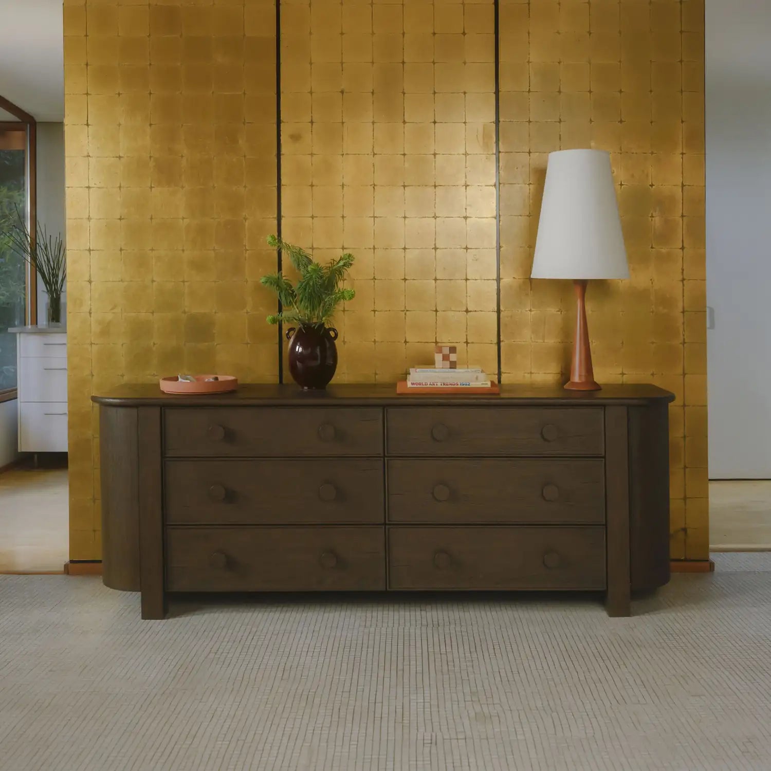 MOES, LOREN DRESSERS, DRESSERS