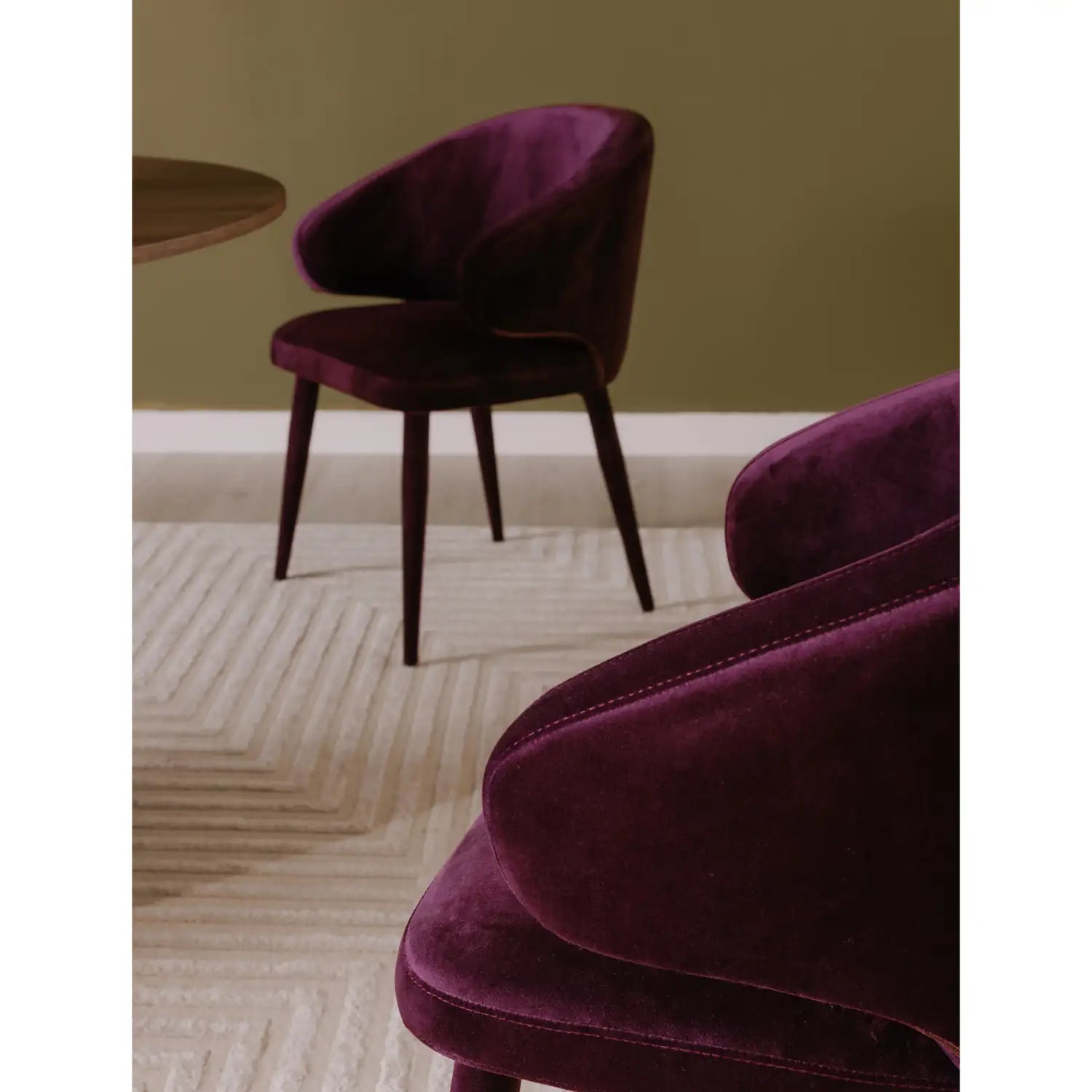 MOE'S HOME COLLECTION EH-1104-10 6745fc35-a85f-4e12-8465-d0245c98f70f