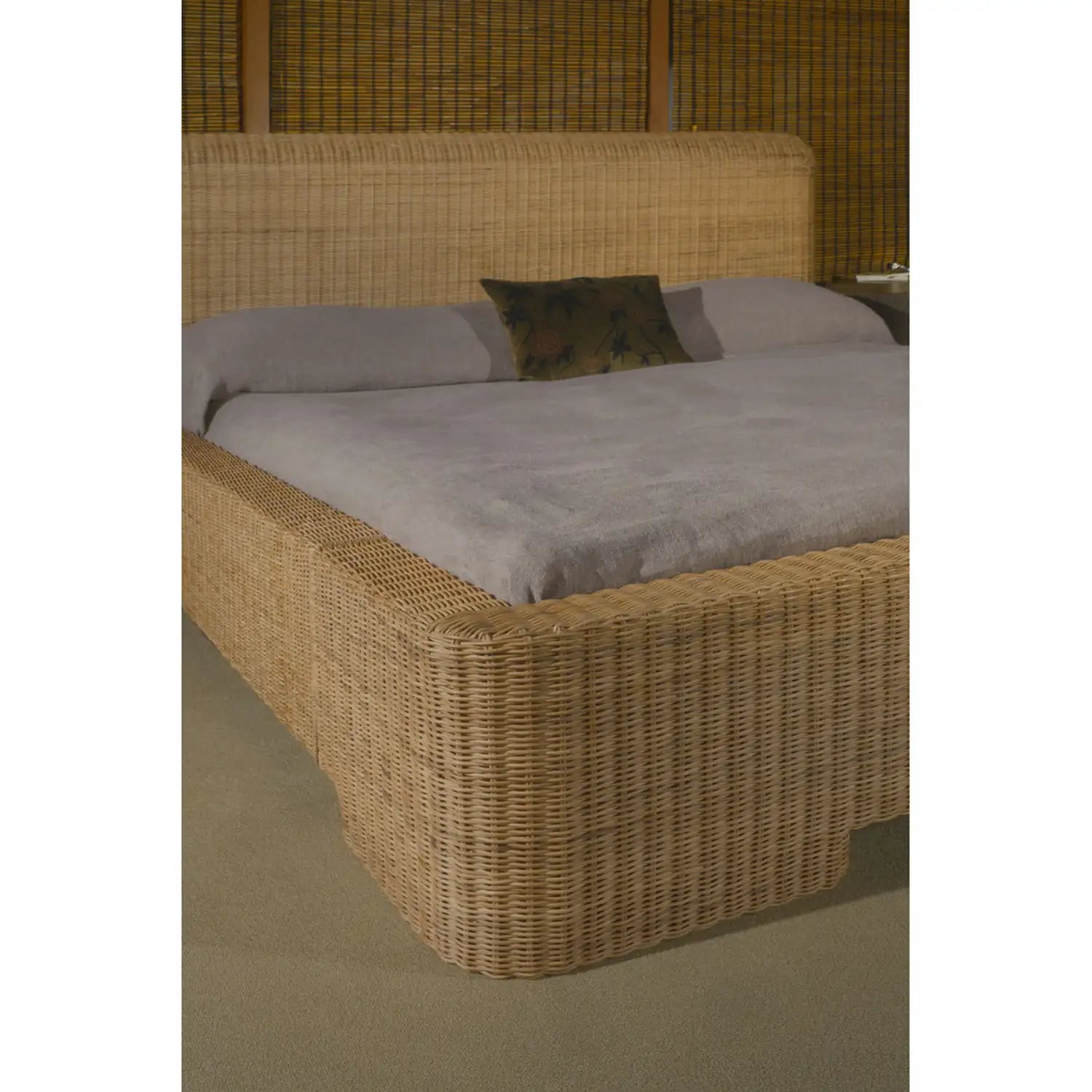 MOE'S, CLAUDIA BEDS, BEDS