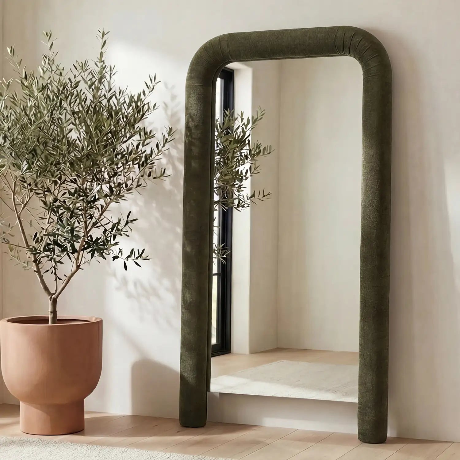 MOES ELLISON MIRRORS - Mirrors