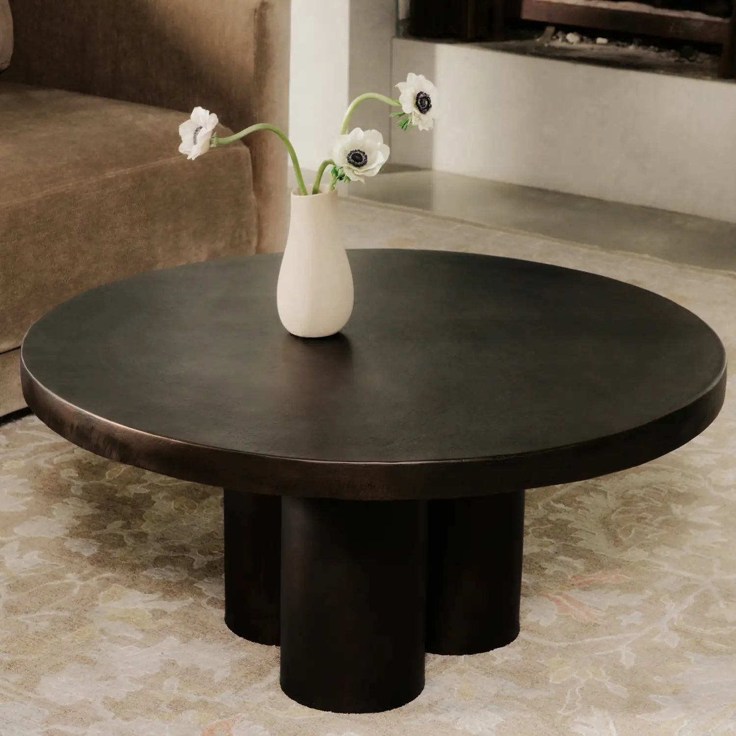 MOES LOGAN COFFEE TABLES - Coffee