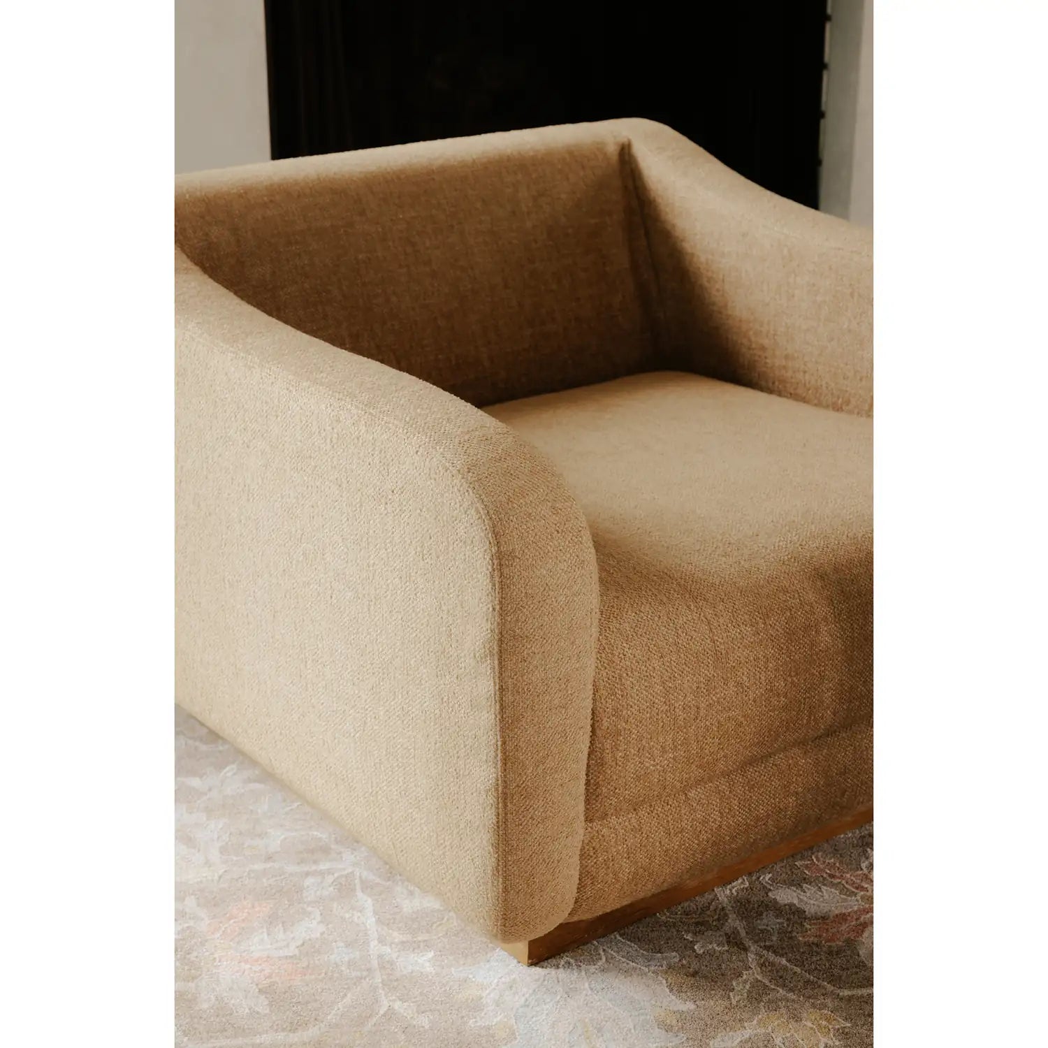 MOES, KEANE LOUNGE CHAIRS, LOUNGE