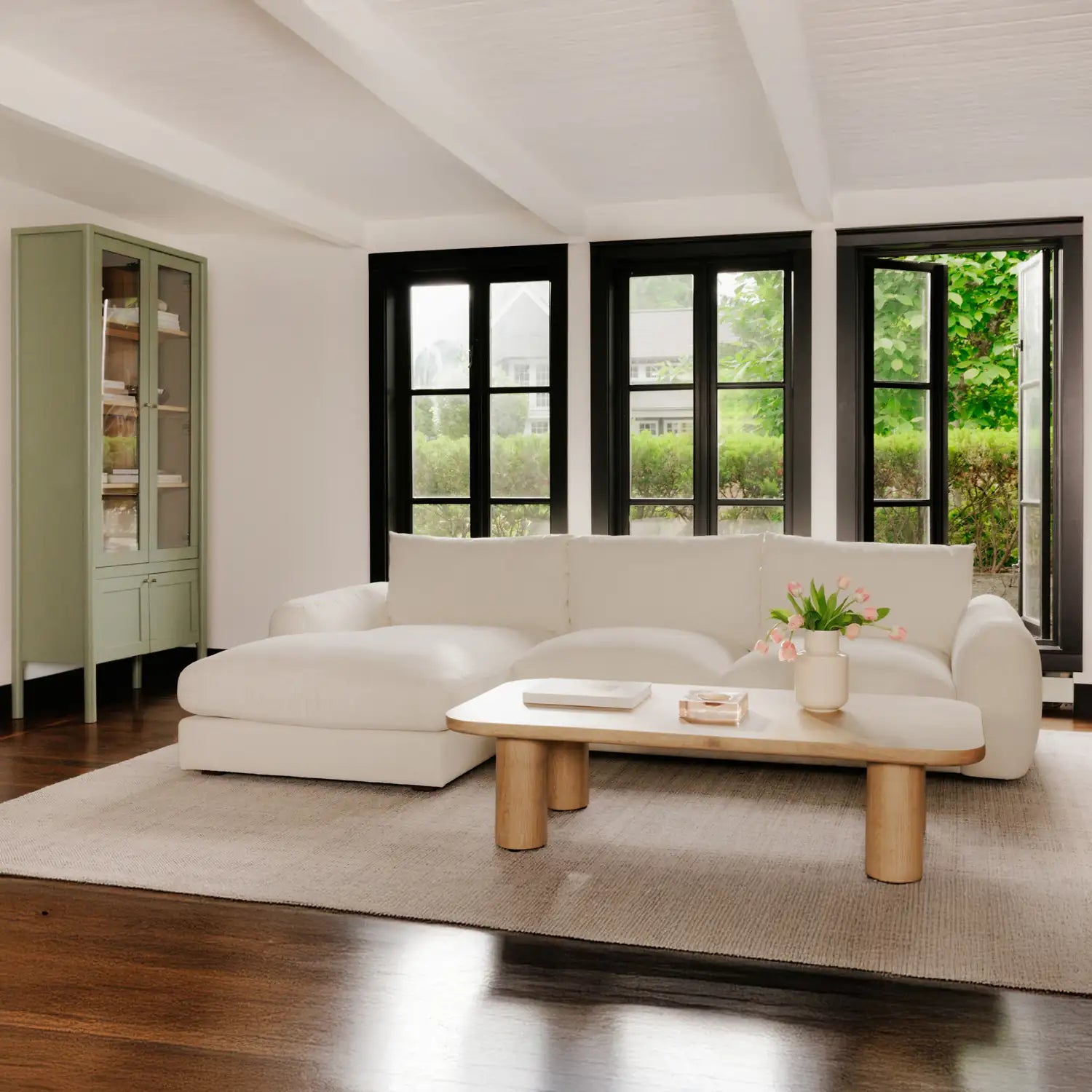 MOES, BERGA SECTIONALS, SOFA