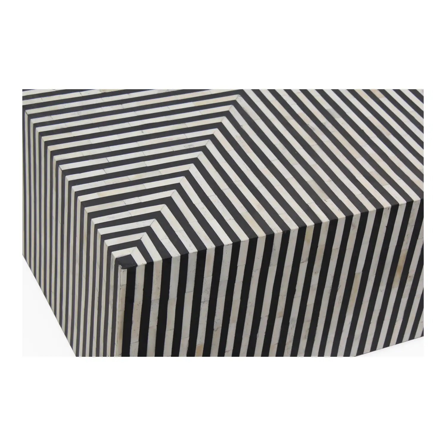 MOES TERNING COFFEE TABLES - Coffee