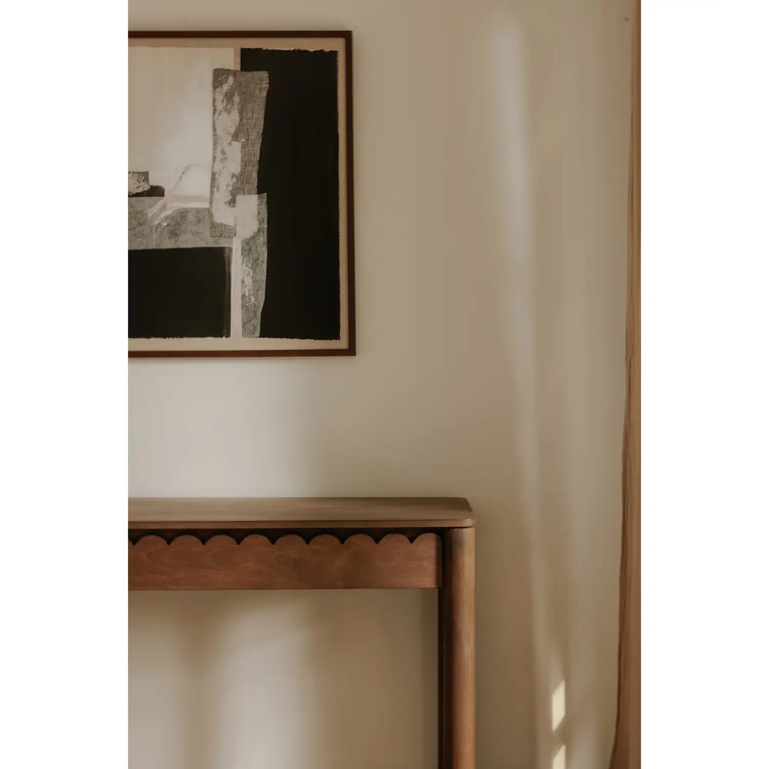 MOES WILEY CONSOLE TABLES - Consoles