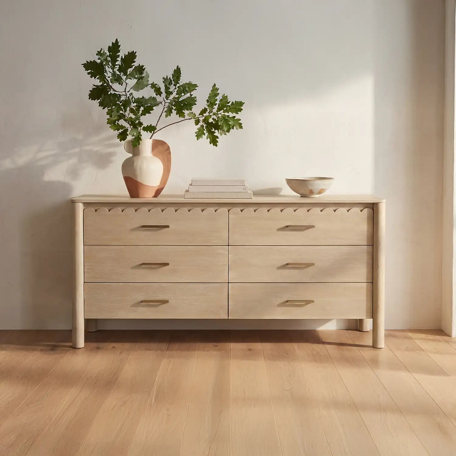 MOES, WILEY DRESSERS, DRESSERS
