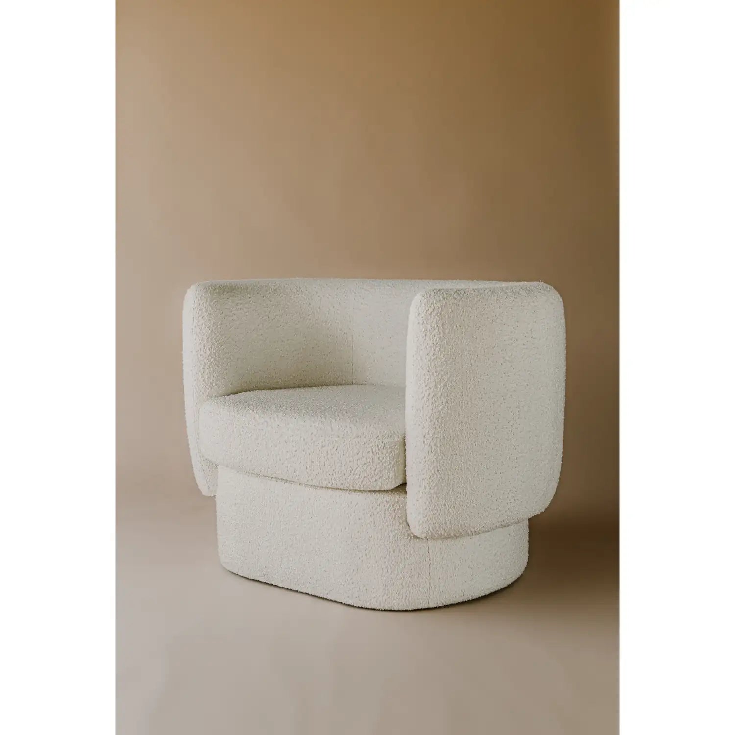 MOES, KOBA ACCENT CHAIRS, LOUNGE