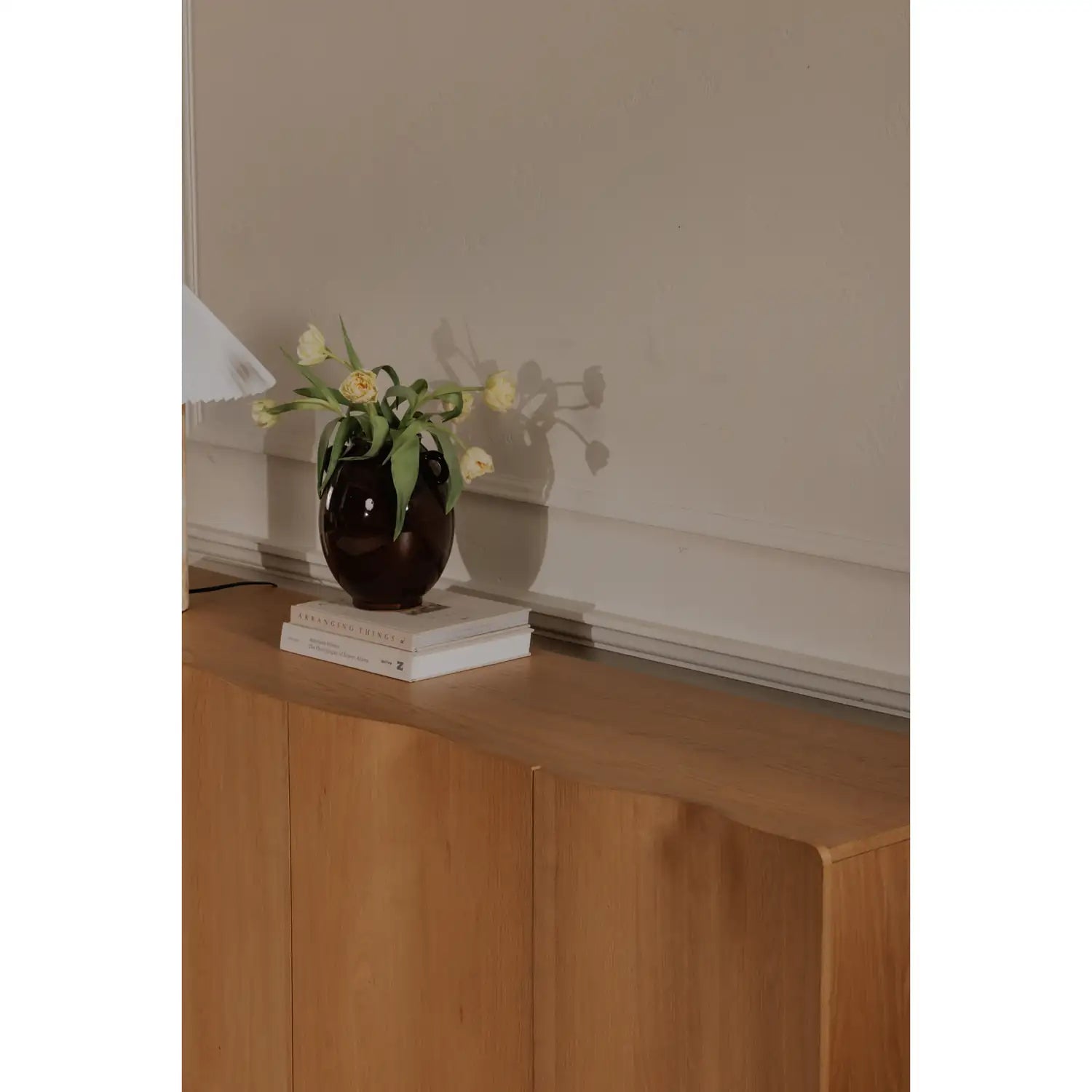 MOE'S HOME COLLECTION JU-1013-24 bbe32461-e689-4487-93cc-323e3a4545b9