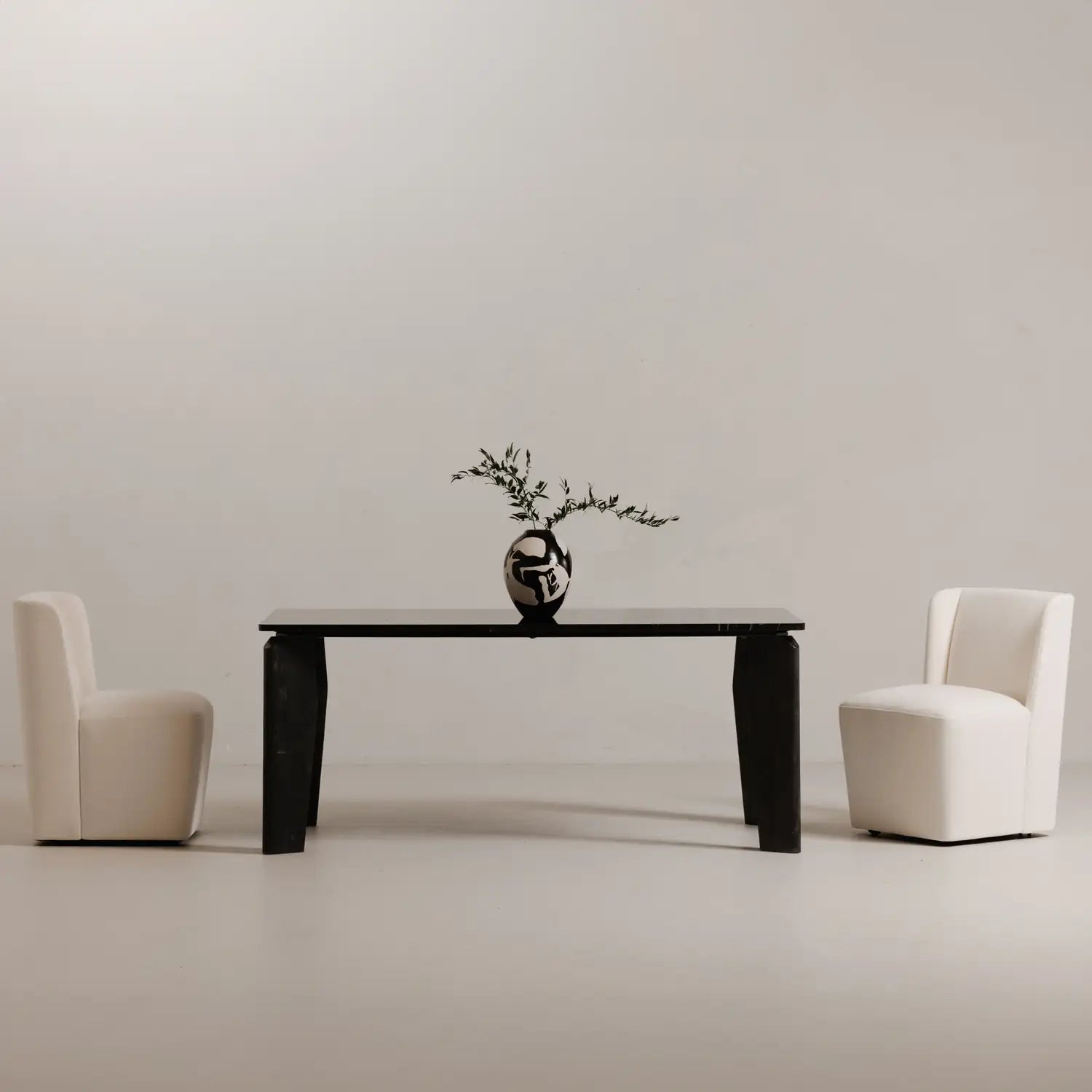 MOES, CORMAC DINING CHAIRS, DINING CHAIRS