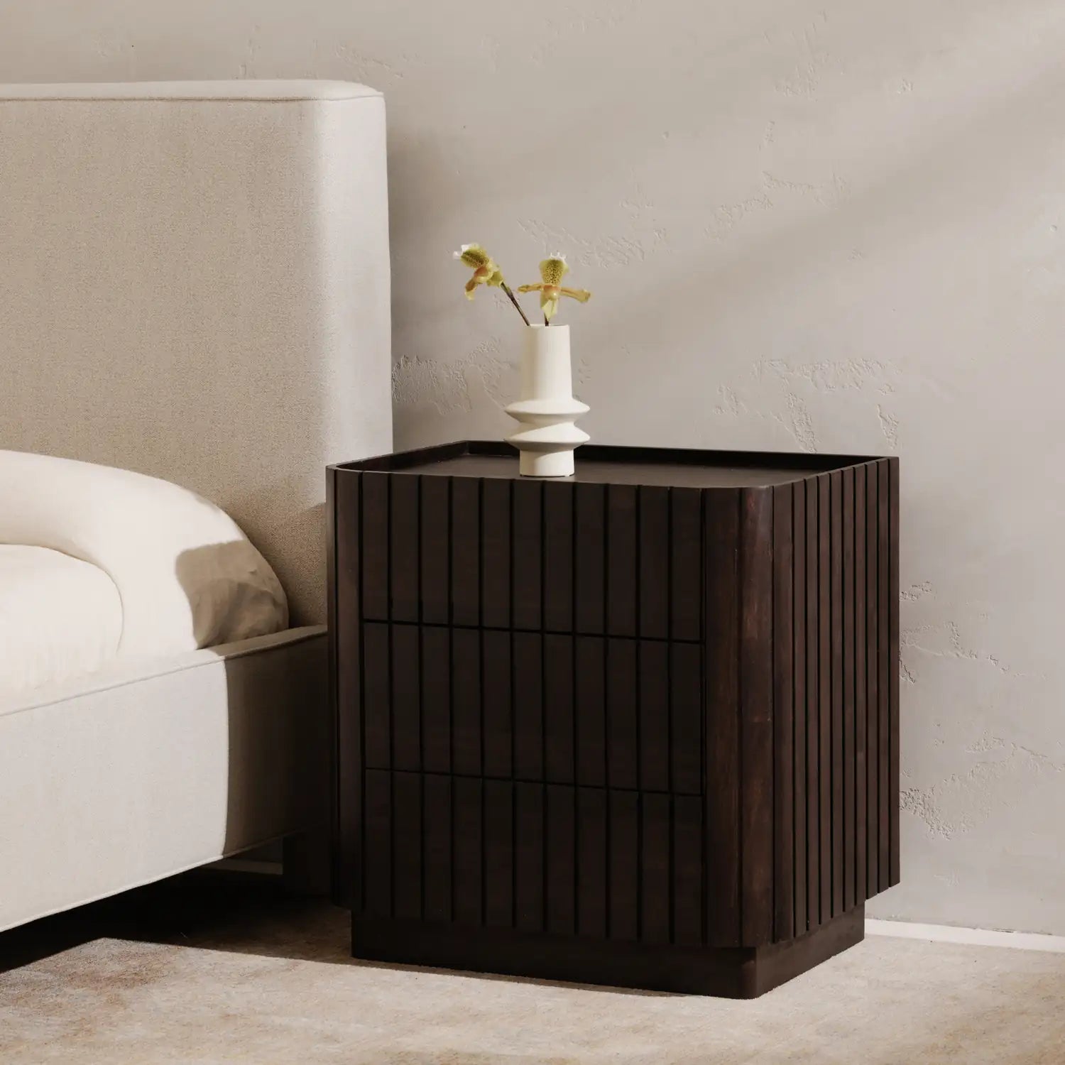 MOE'S HOME COLLECTION OA-1003-29-0 8605a0ac-a4a1-499e-90e4-46b47eb24005