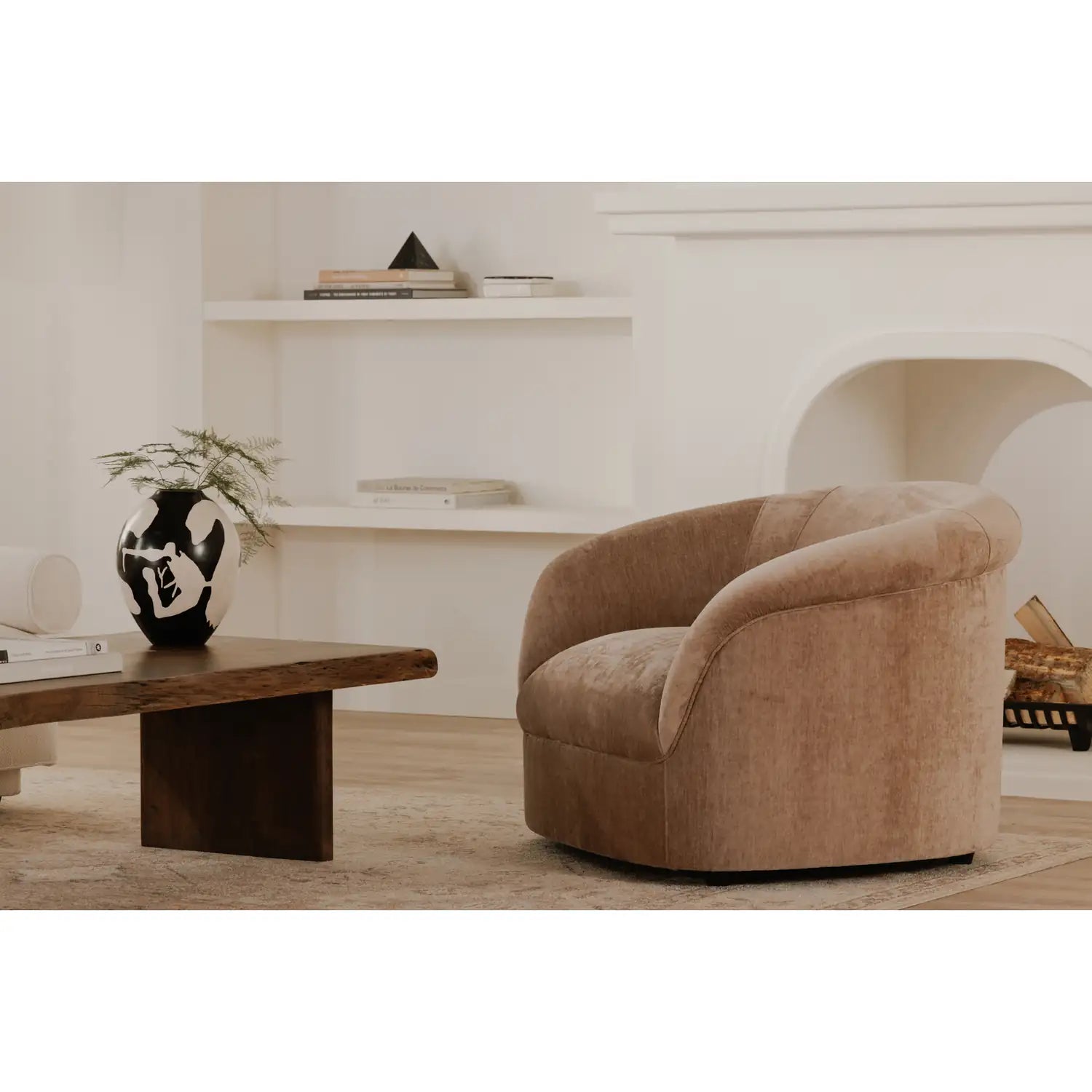 MOES, THORA LOUNGE CHAIRS, LOUNGE