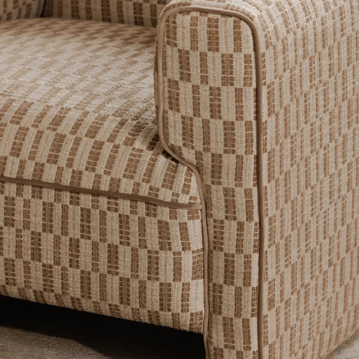 MOES, LEO ACCENT CHAIRS, LOUNGE