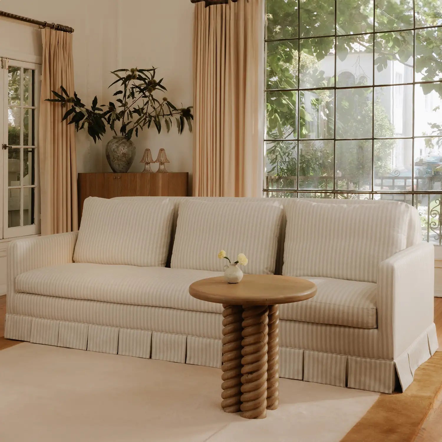 MOES, PELLICANO SOFAS, SOFA