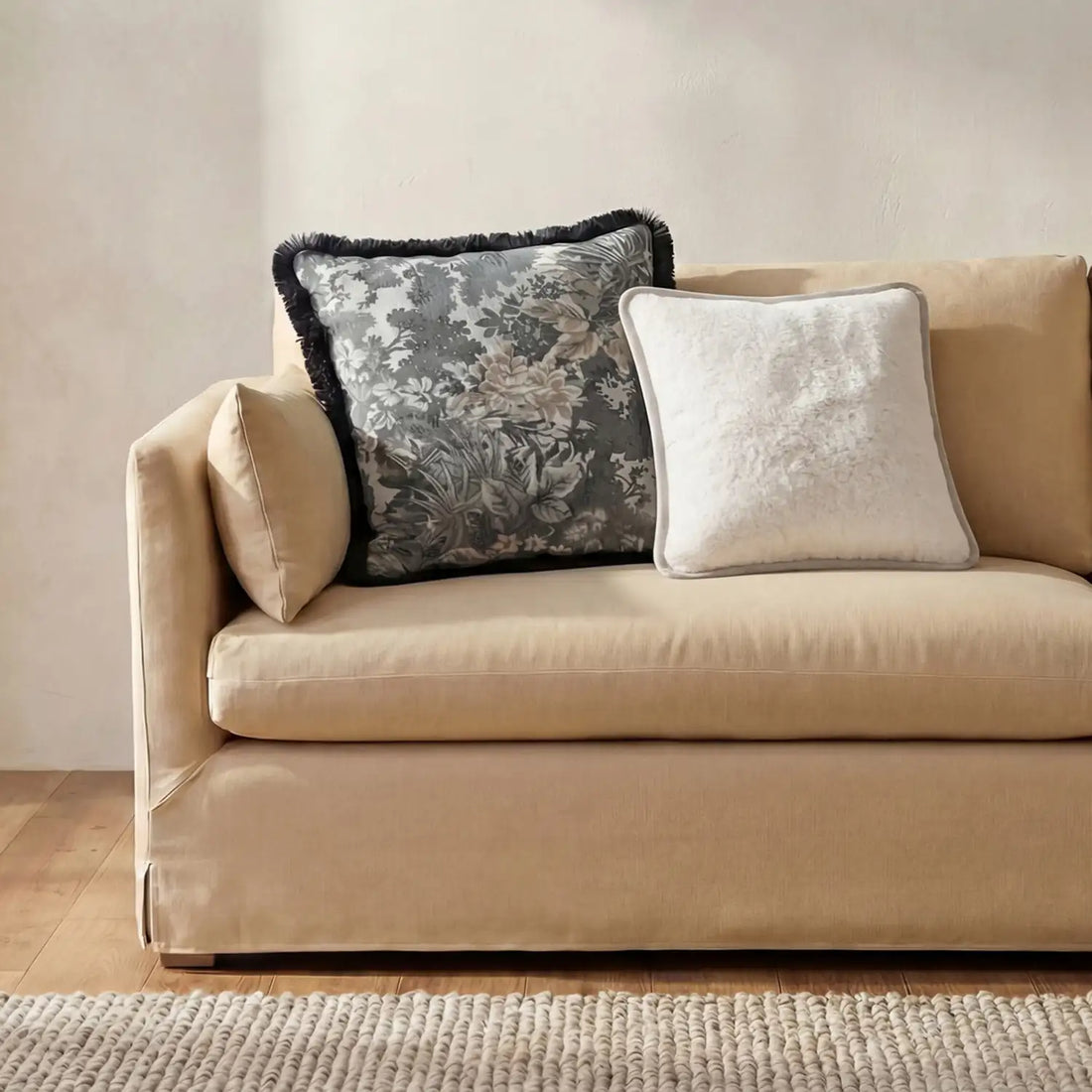 MOES CARR PILLOWS - Decorative Accents