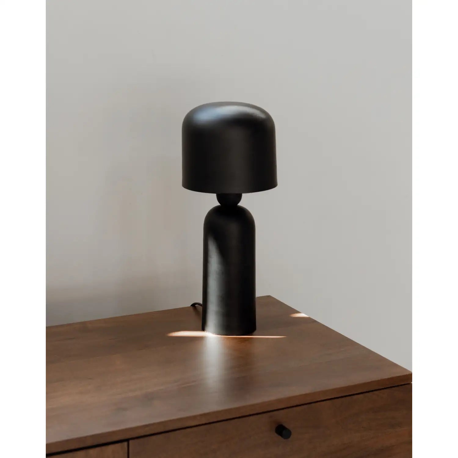 MOES, ECHO TABLE LAMPS, TABLE LAMPS