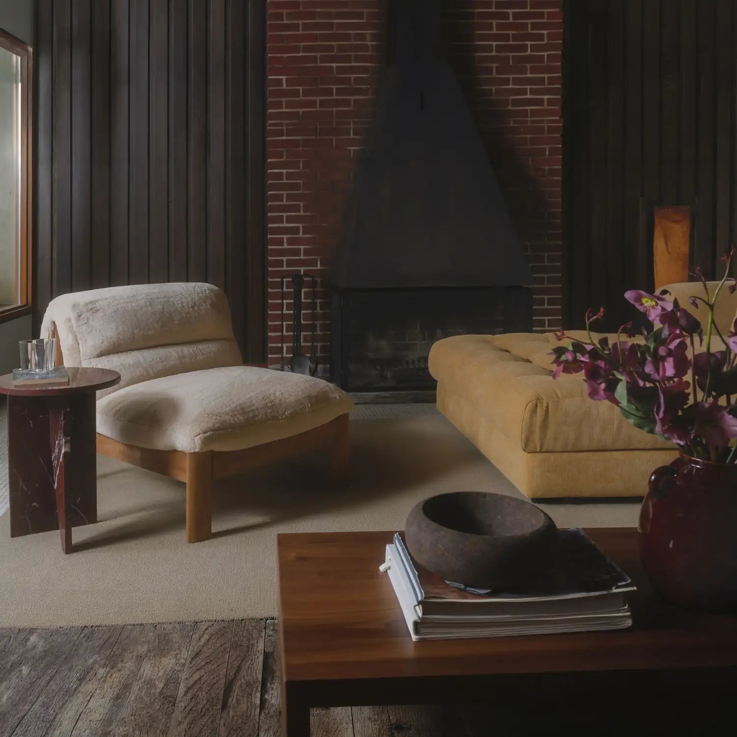 MOES GRACE ACCENT TABLES - Side