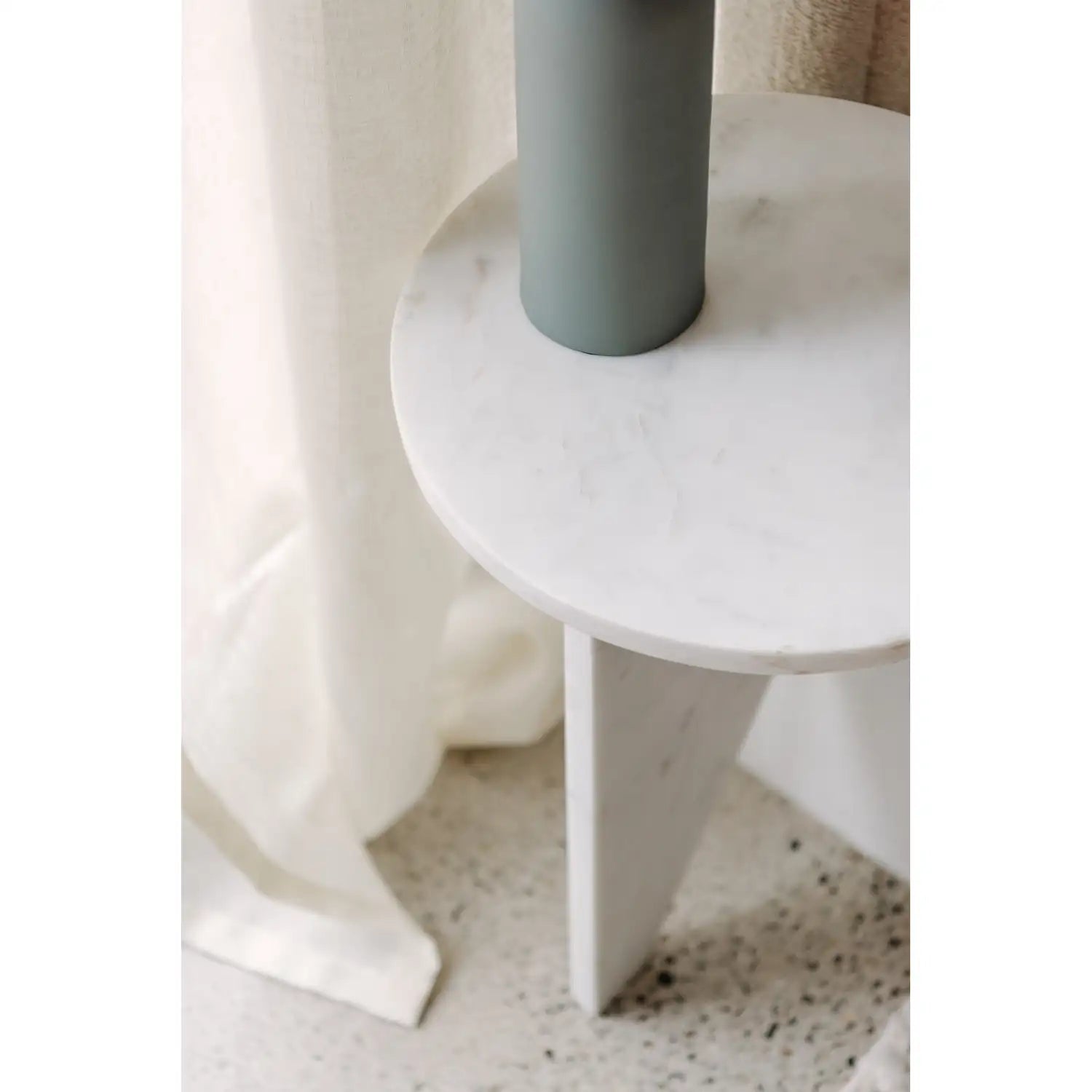 MOES GRACE ACCENT TABLES - Side