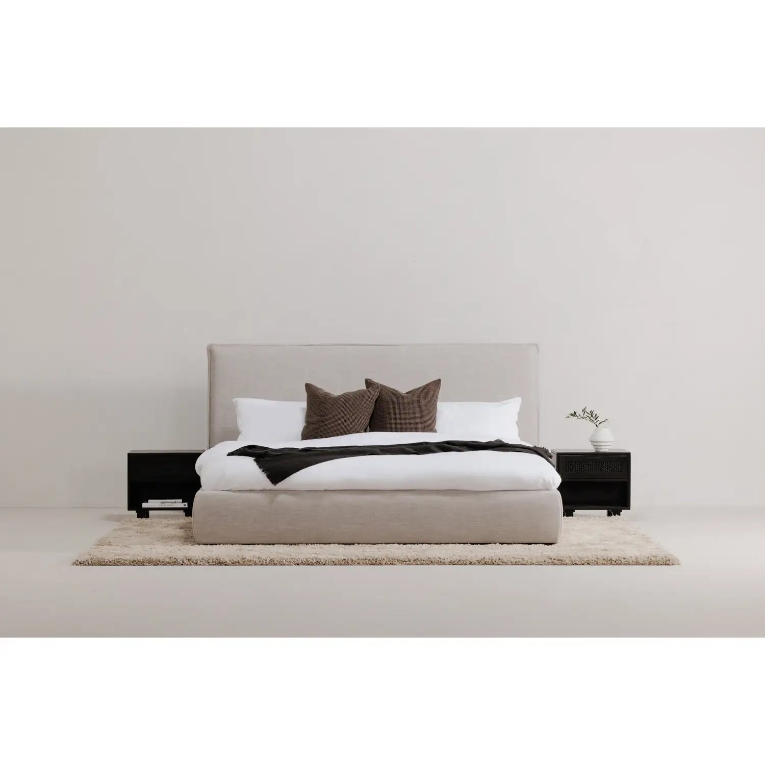 MOE'S, LUZON BEDS, BEDS