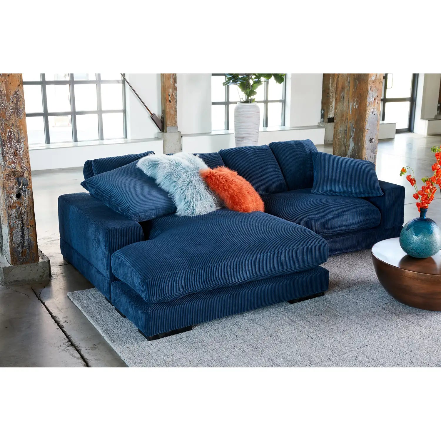 MOES, PLUNGE SECTIONALS, SOFA