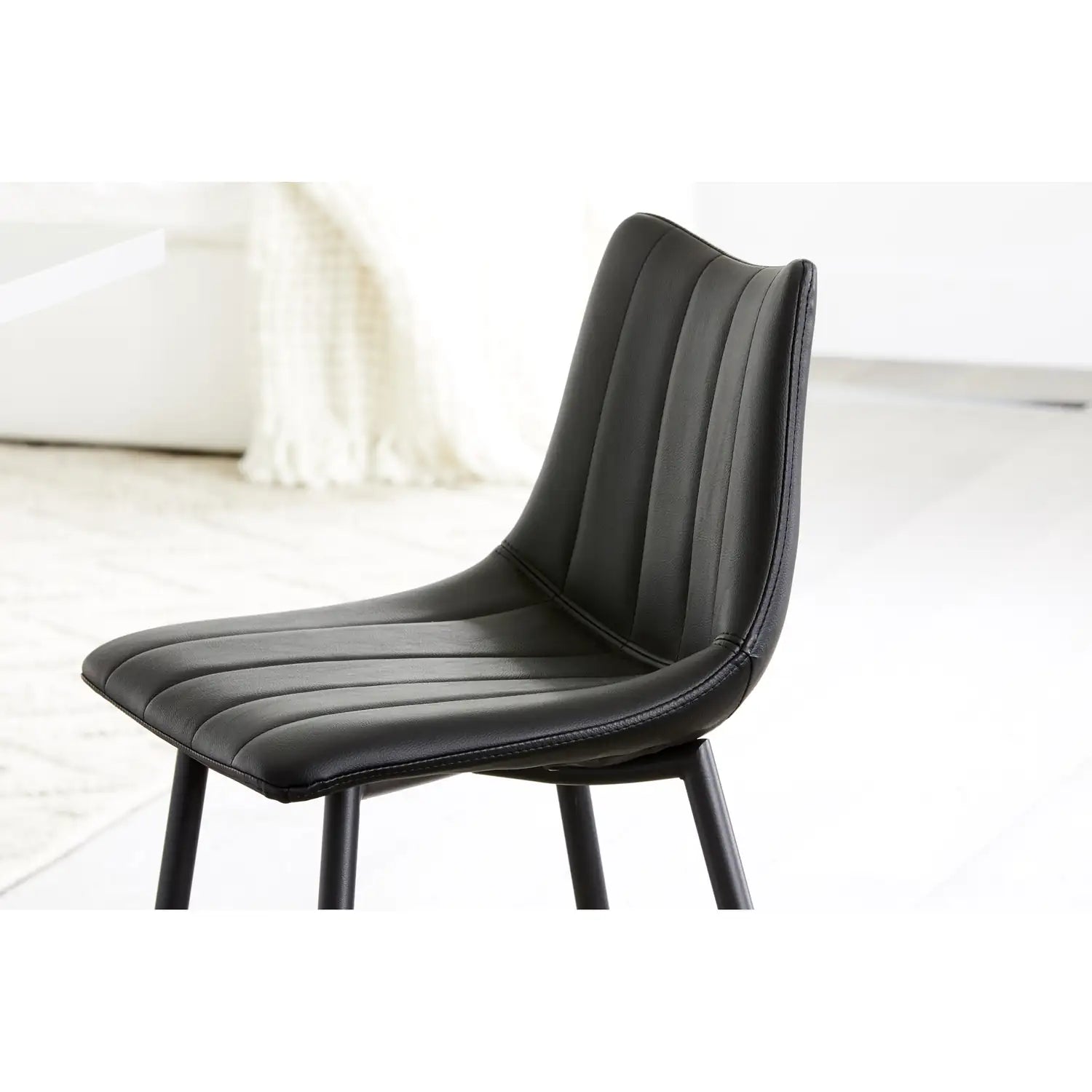 MOE'S HOME COLLECTION UU-1003-02 099e65d6-ed1d-4a29-94f8-9f0cdf92434a