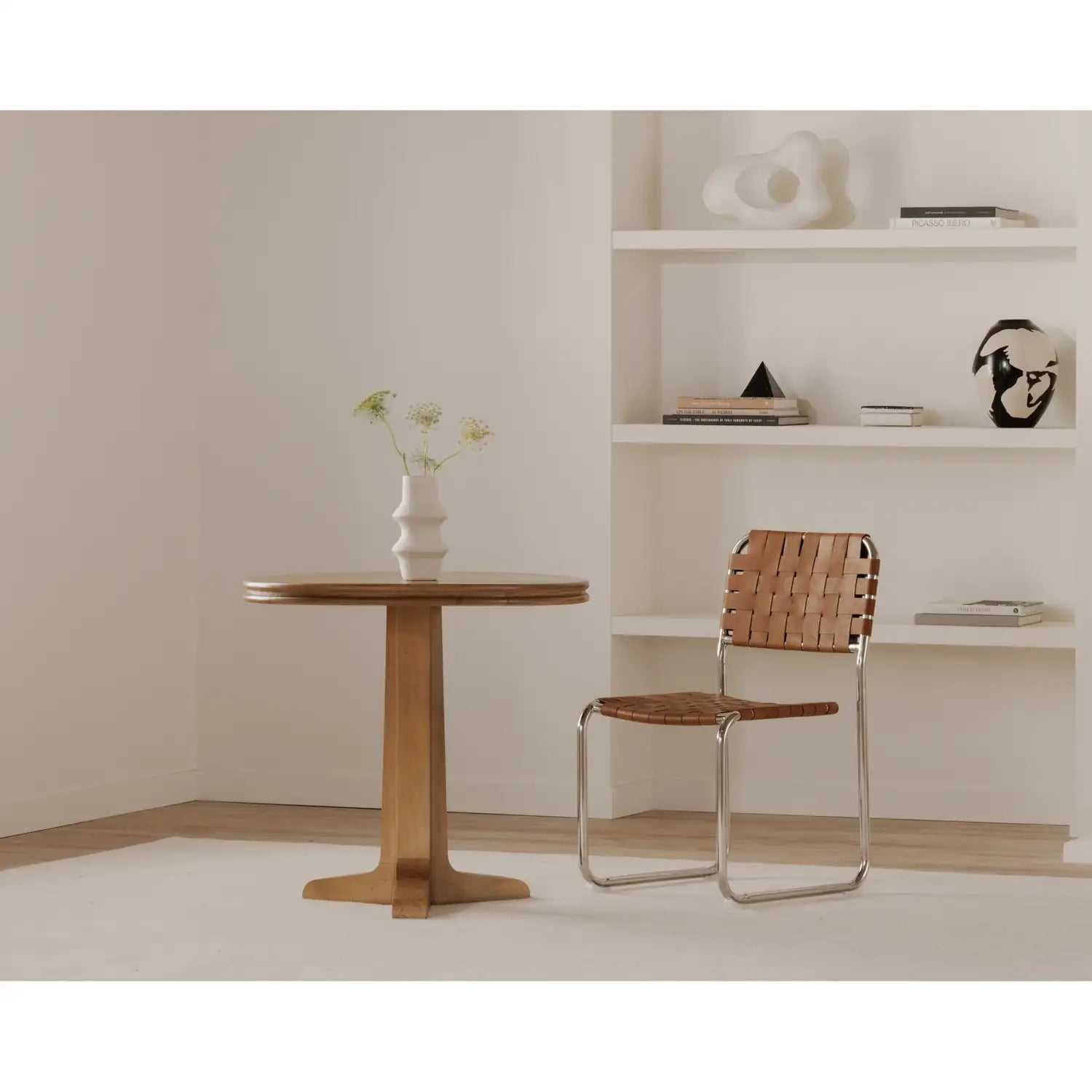 MOE'S HOME COLLECTION VL-1088-24-0 4b200e41-3ef7-4fd2-9637-5da438c7ae95